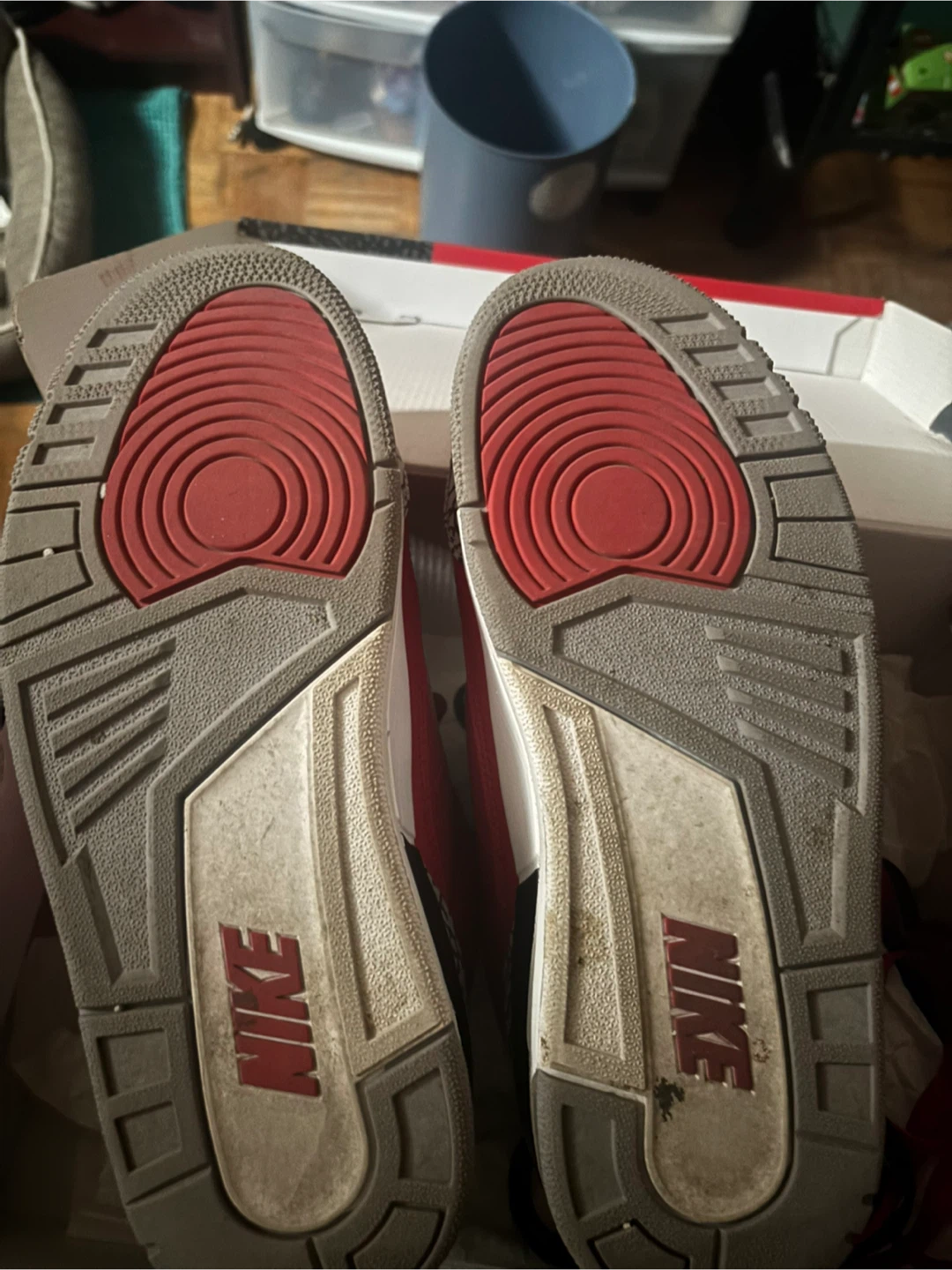 Nike Air Jordan 3 Retro Fire Red - photo 3