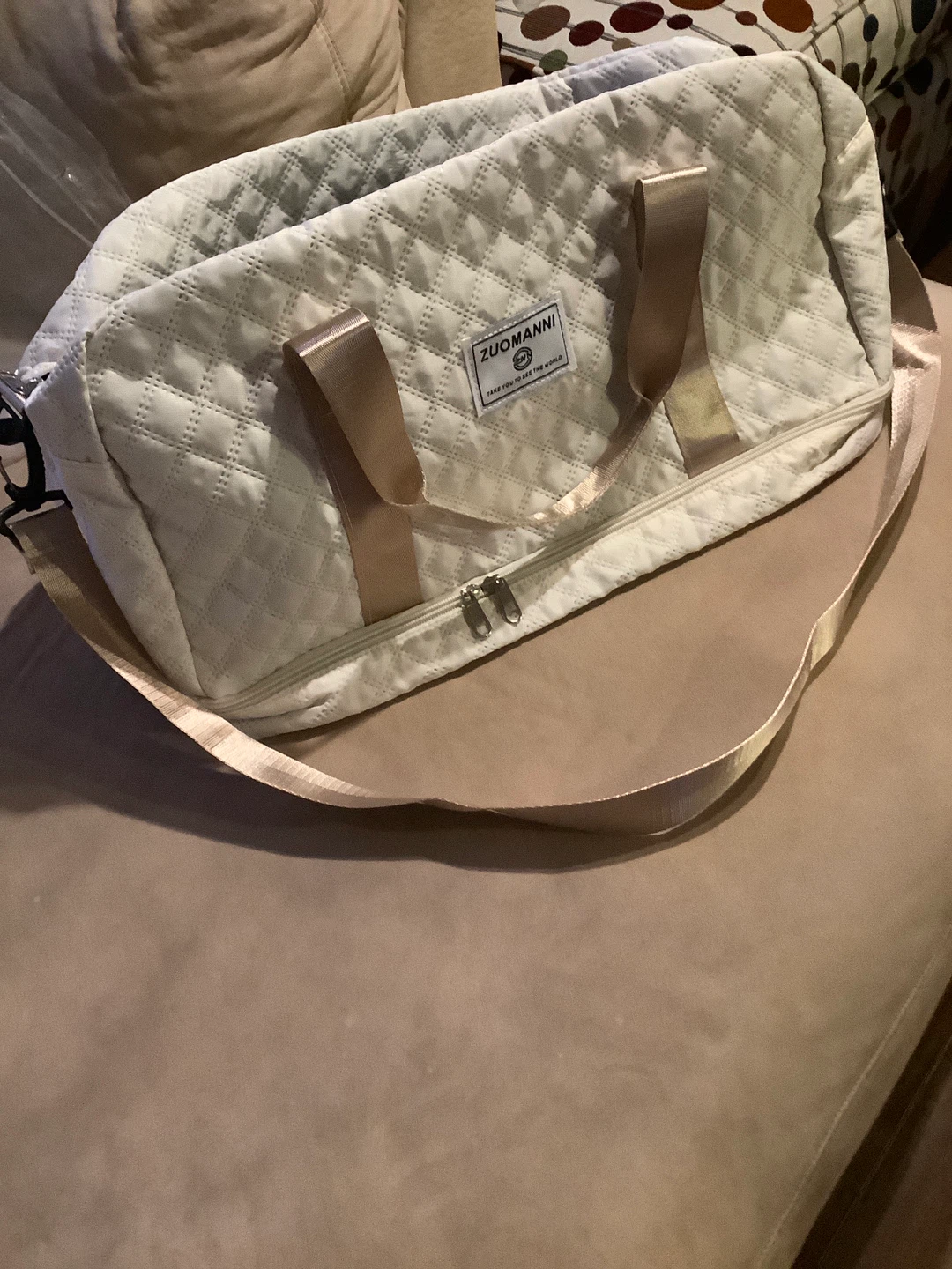 NEW ZUOMANNI Quilted Travel Duffel Bag - Beige