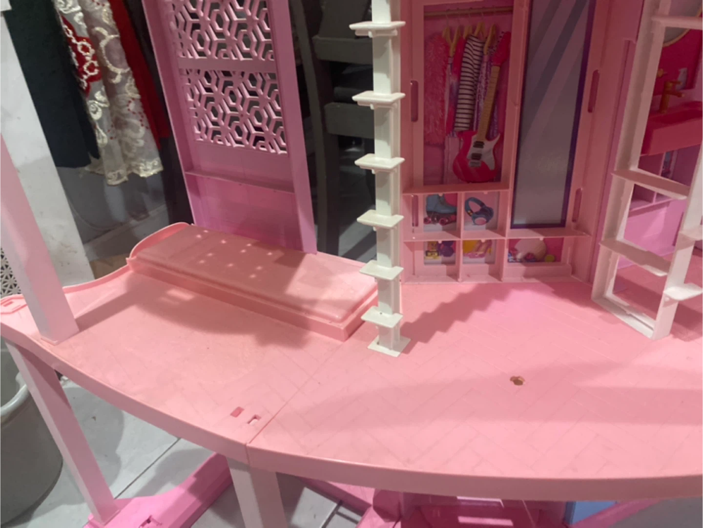 Barbie Dreamhouse Dollhouse - photo 3