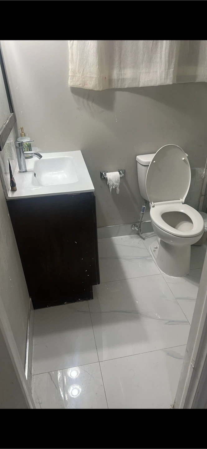 Renting room in basement - Kitchener,Ontario