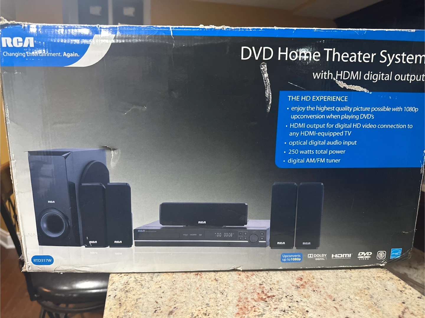 RCA DVD Home Theater System RTD317W