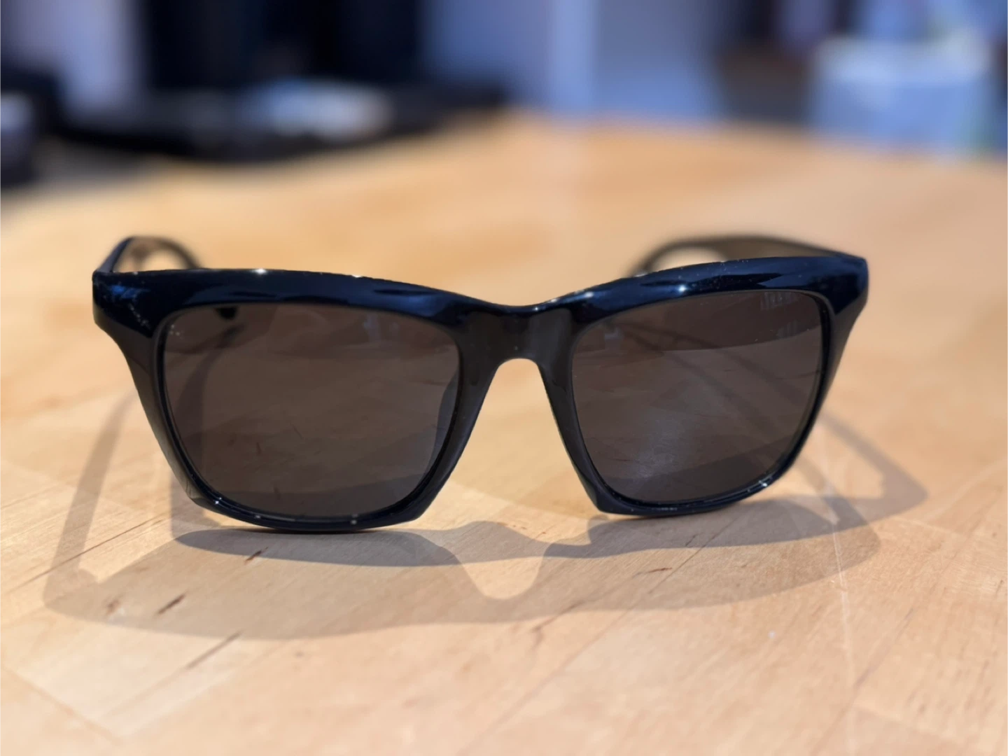 Lacoste Black Sunglasses with Case - photo 2