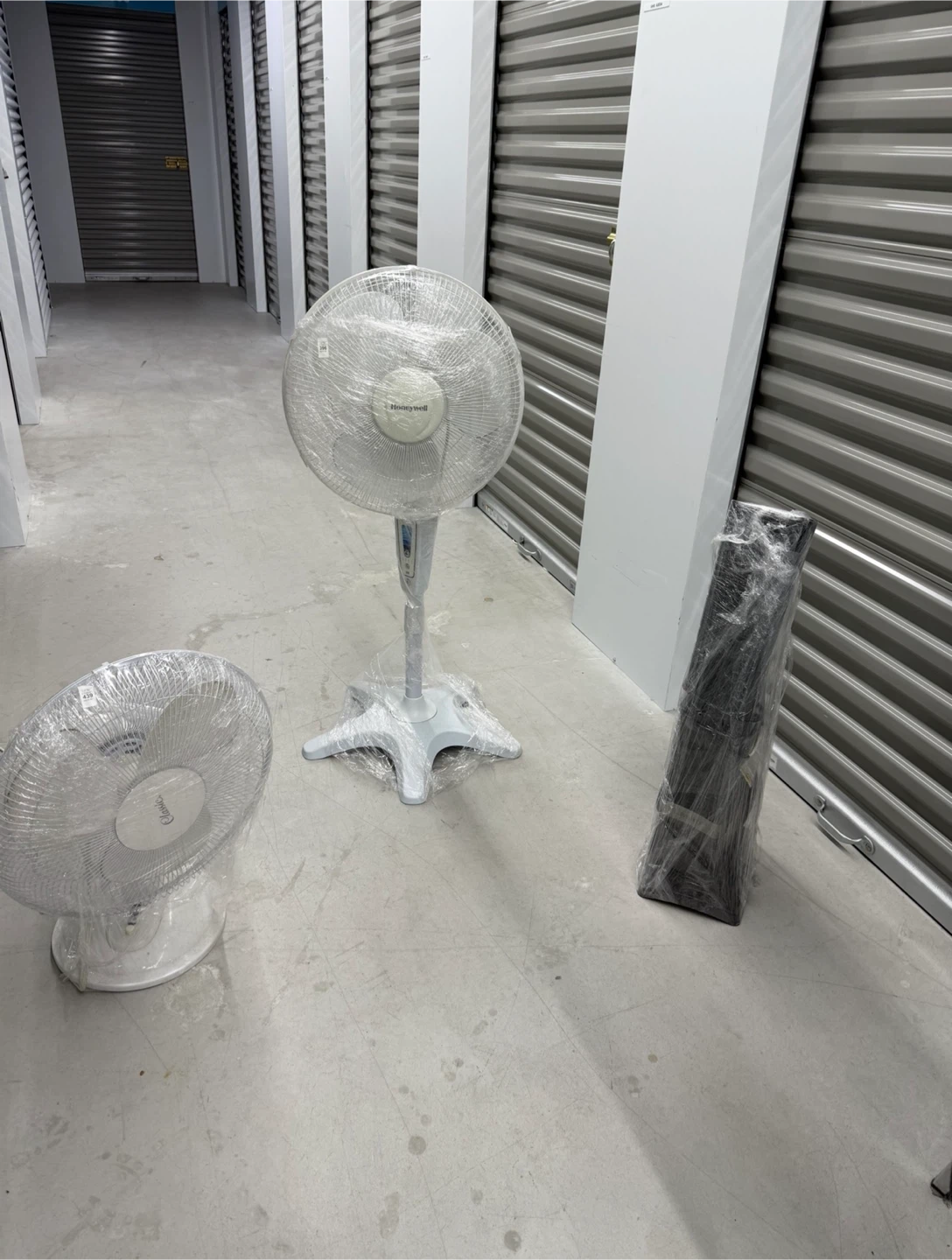 Honeywell White Stand Fan and portable heater