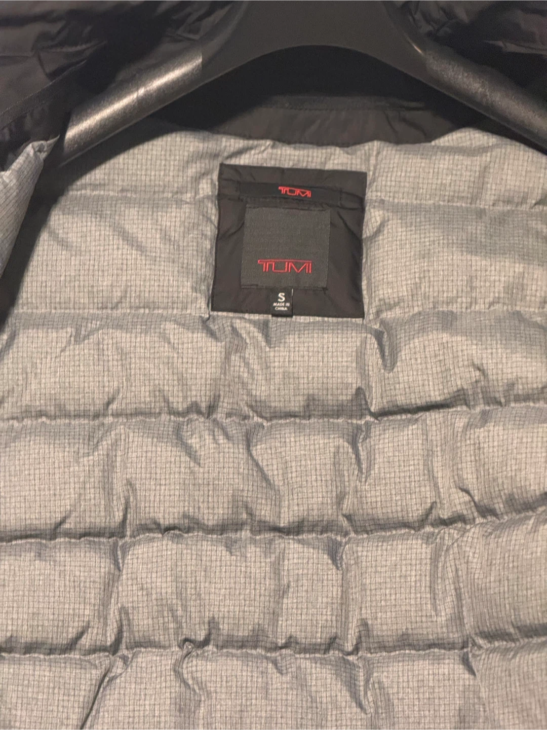 Tumi Black Puffer Jacket - Size S - photo 3