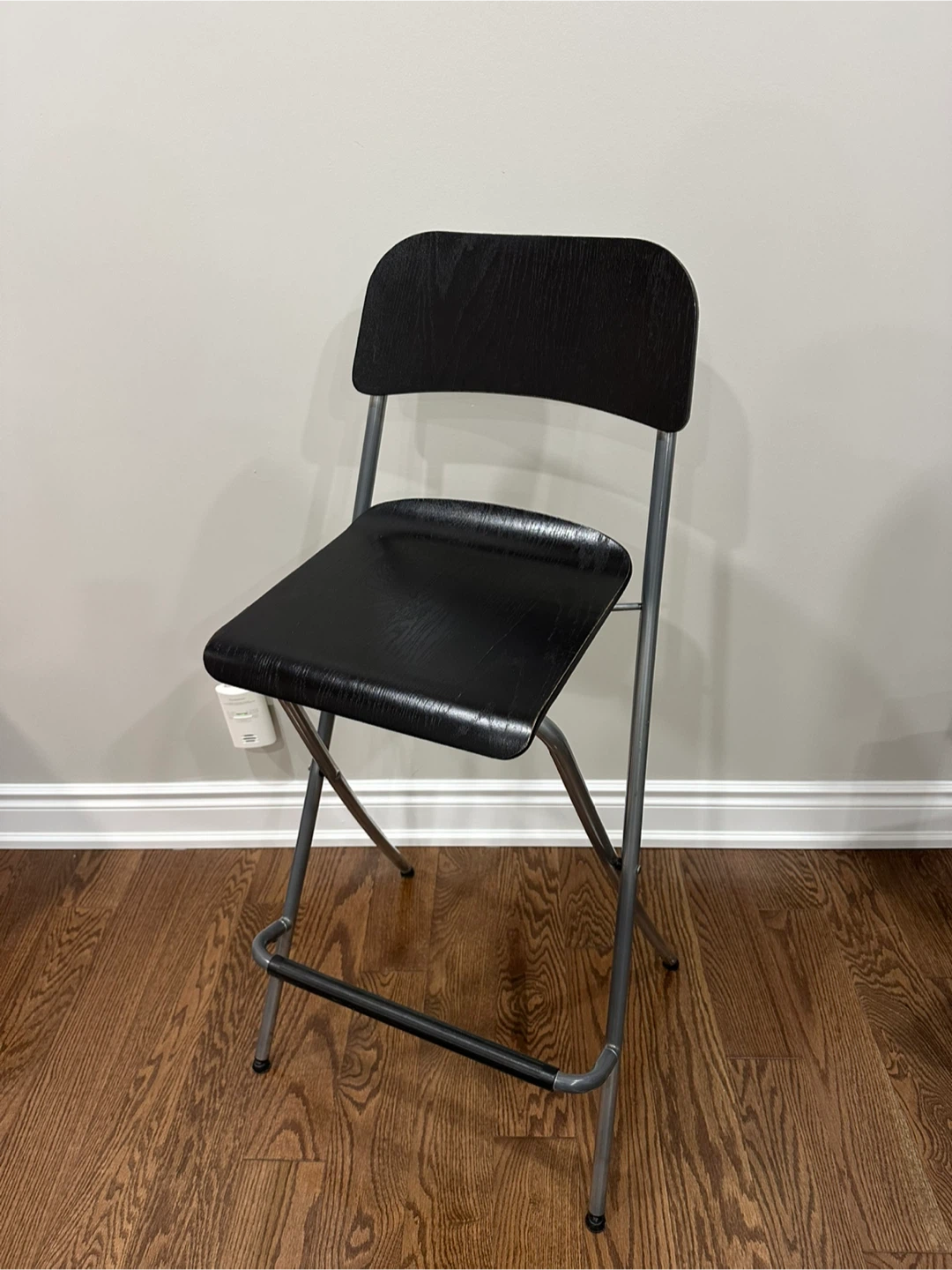 IKEA foldable bar stool - photo 3