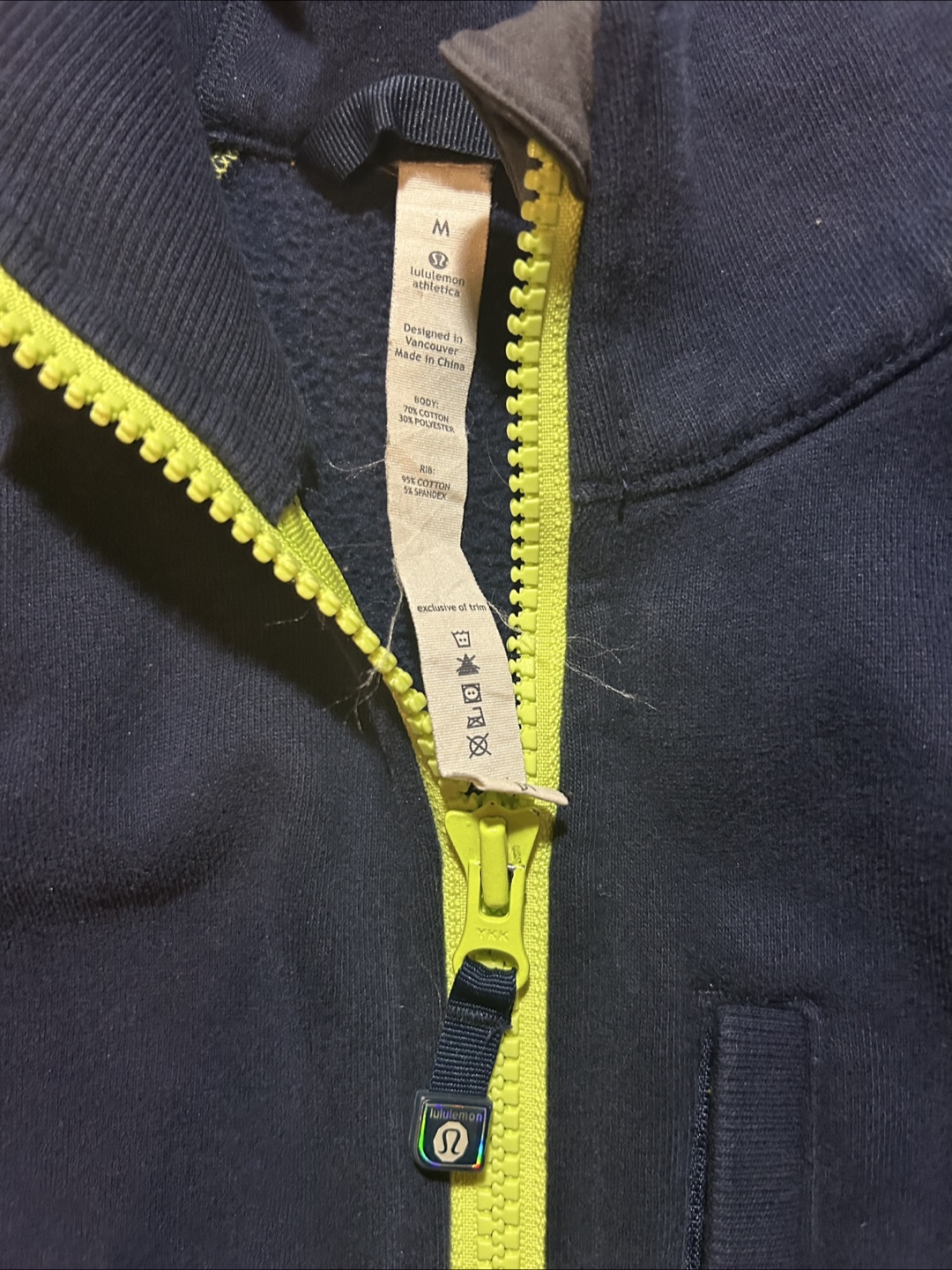 Lululemon Athletics Hoodie - Size M - photo 3