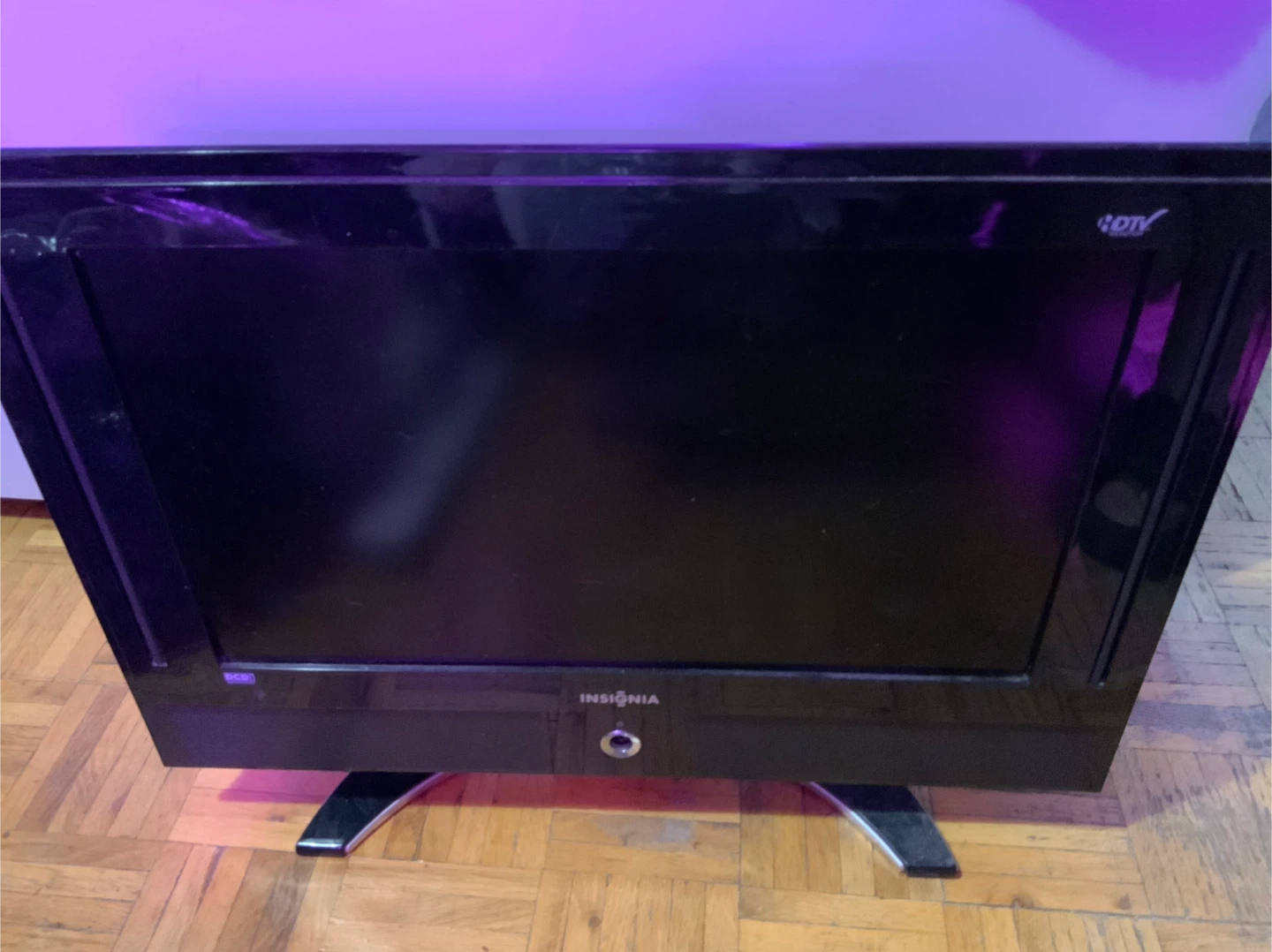 For Parts - Insignia LCD TV #gifting