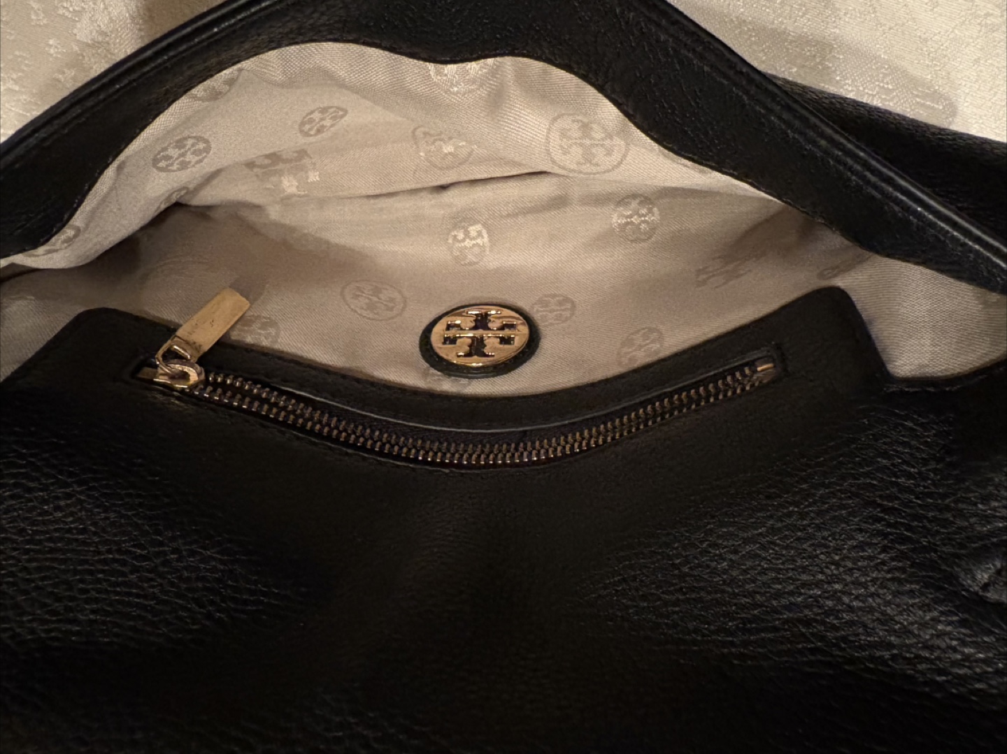 Tory Burch Black Leather Shoulder Bag - photo 4
