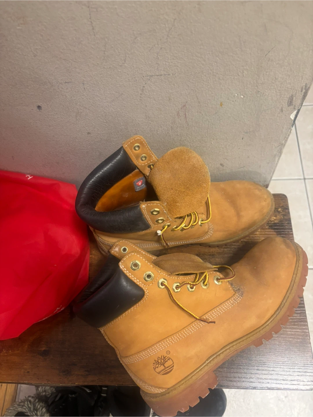 Timberland Boots - Size 9 - photo 3