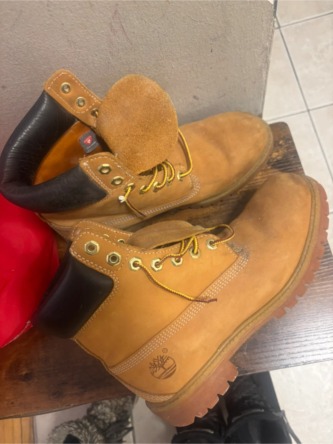 Timberland Boots - Size 9 - photo 2