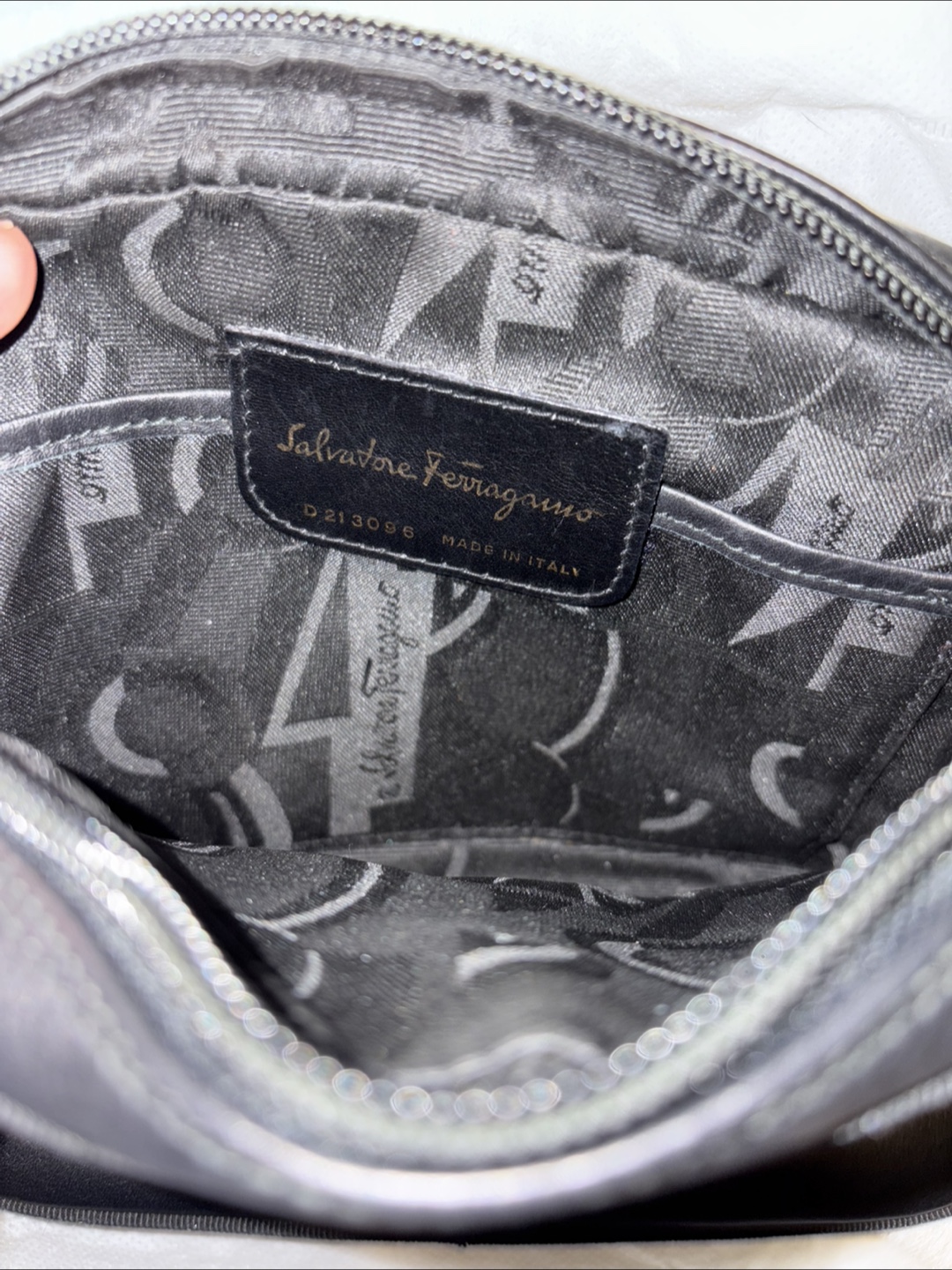 Salvatore Ferragamo Black Leather Crossbody Bag - photo 2