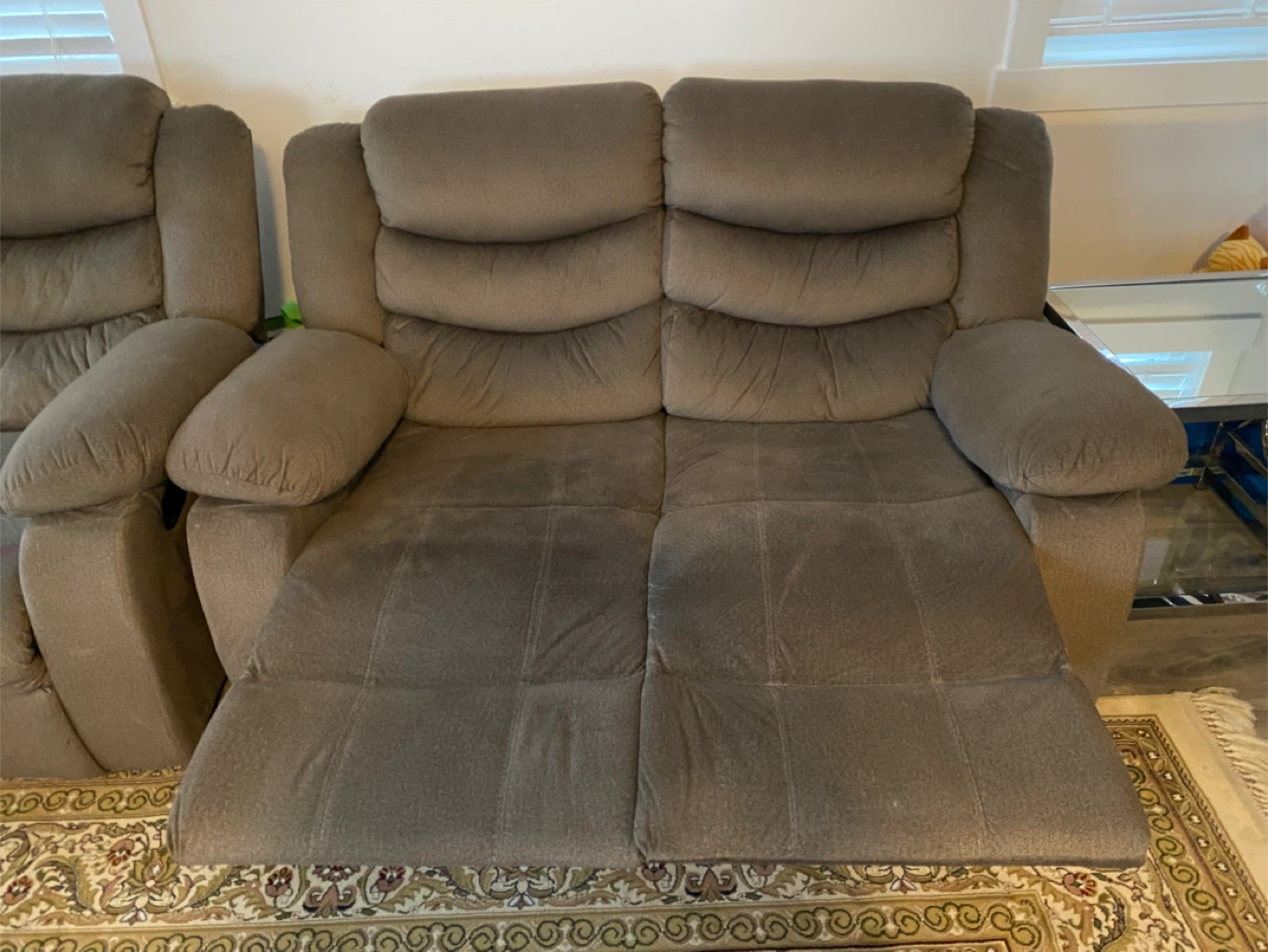 Reclining Sectional Sofa - Great Condition! - photo 4