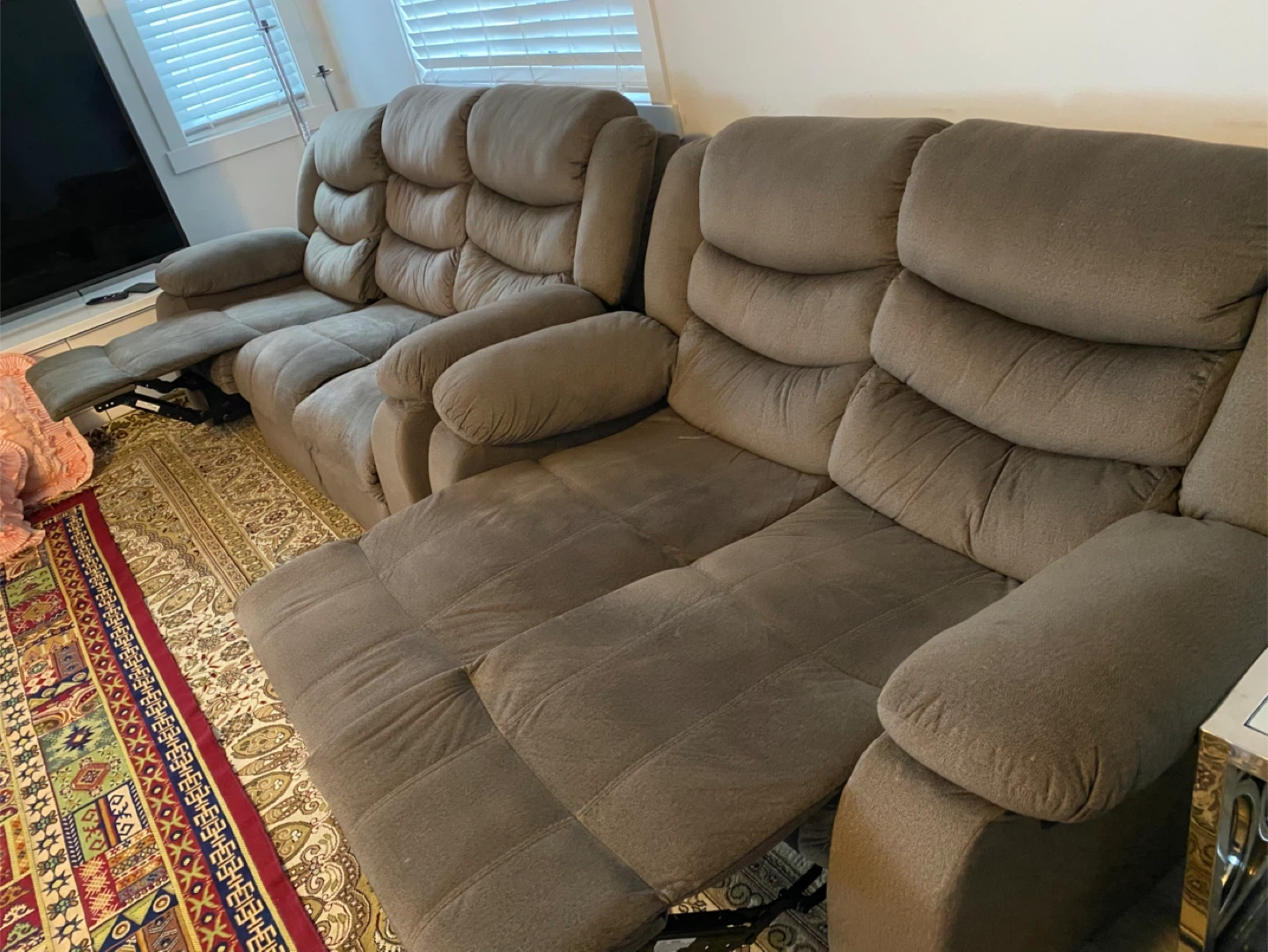 Reclining Sectional Sofa - Great Condition! - photo 3
