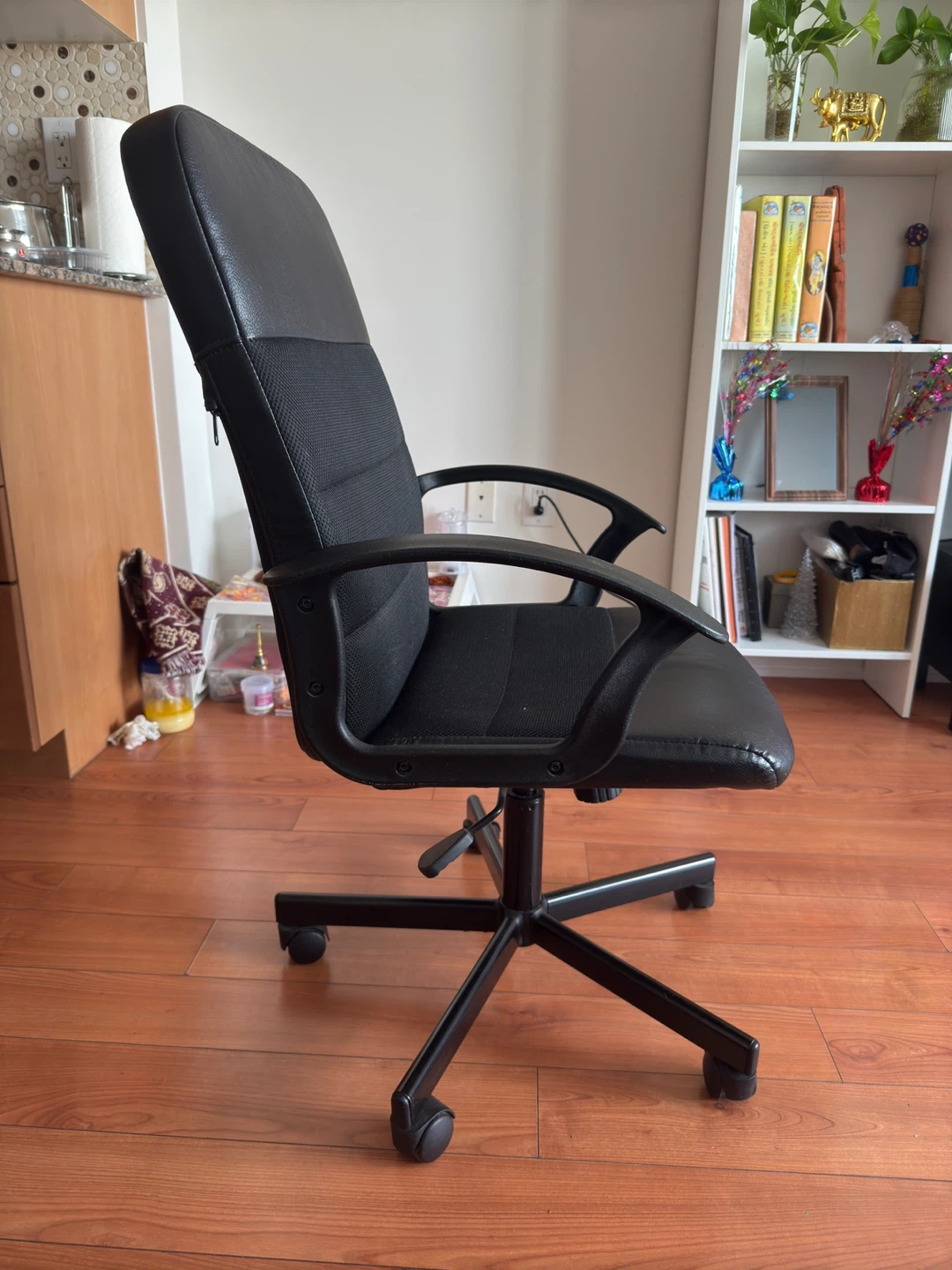 IKEA Markus Office Chair - Black - photo 3