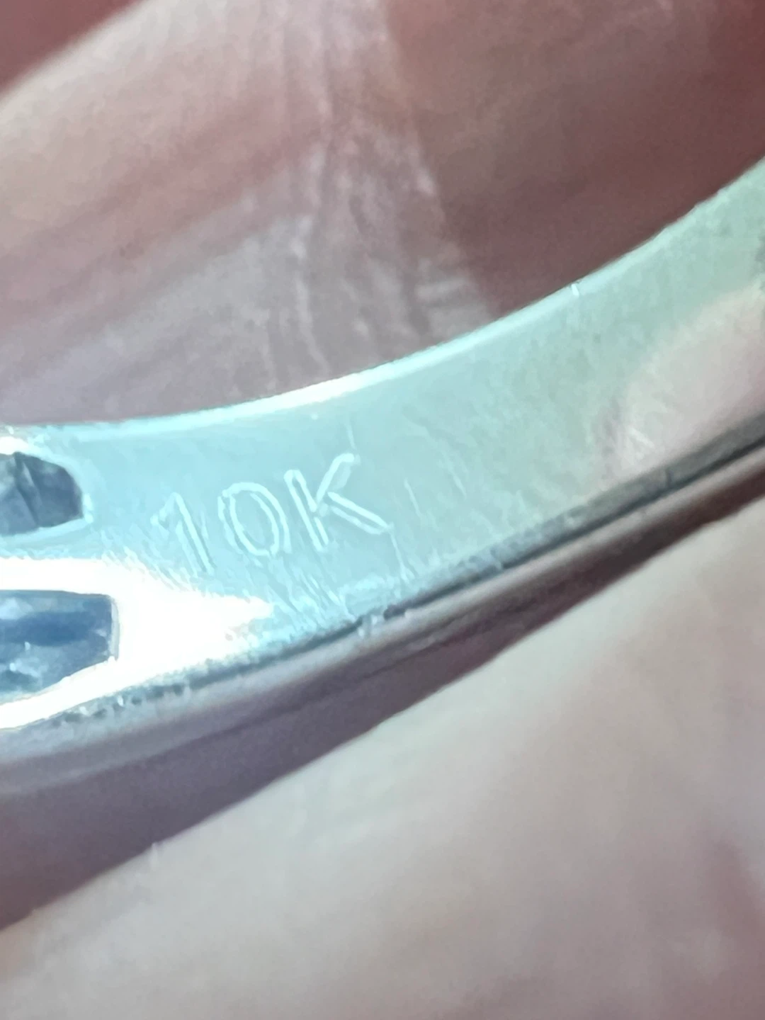10K White Gold Diamond Cluster Ring - photo 4