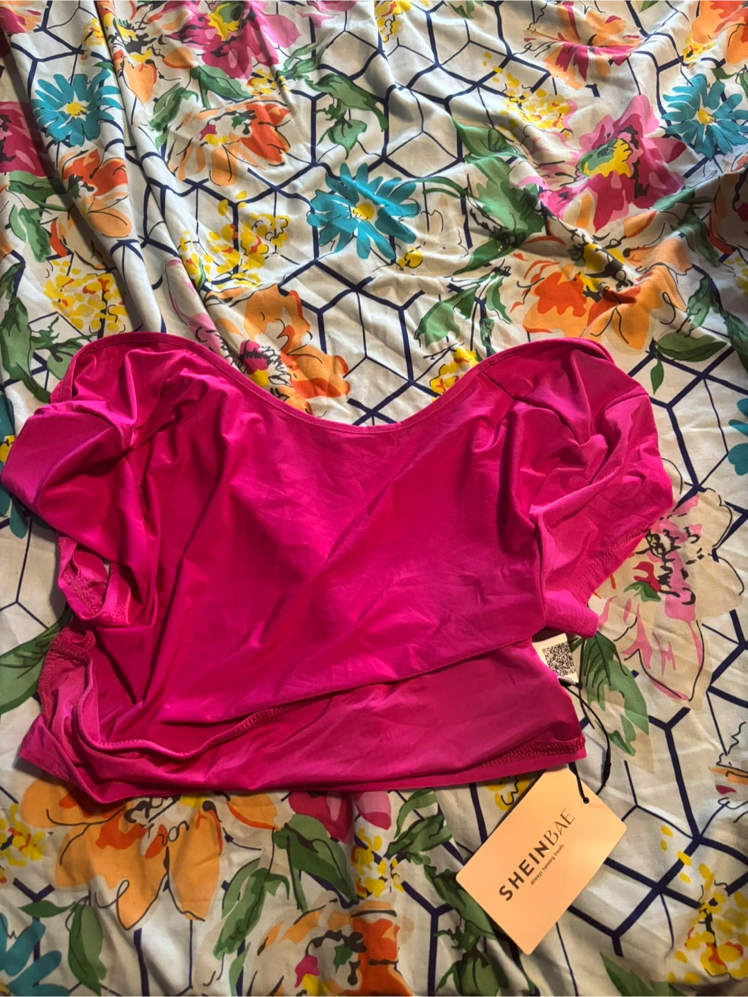 Shein BAE Hot Pink backless Top - Size EU 40