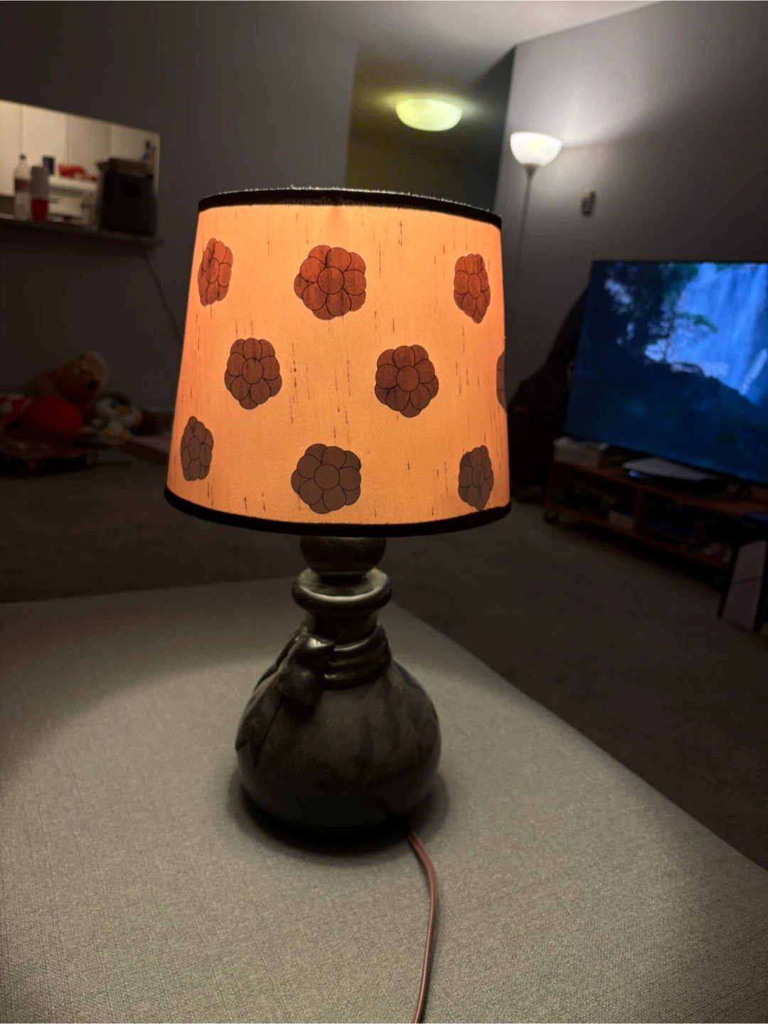 Table Lamp with Floral Pattern Shade - photo 2