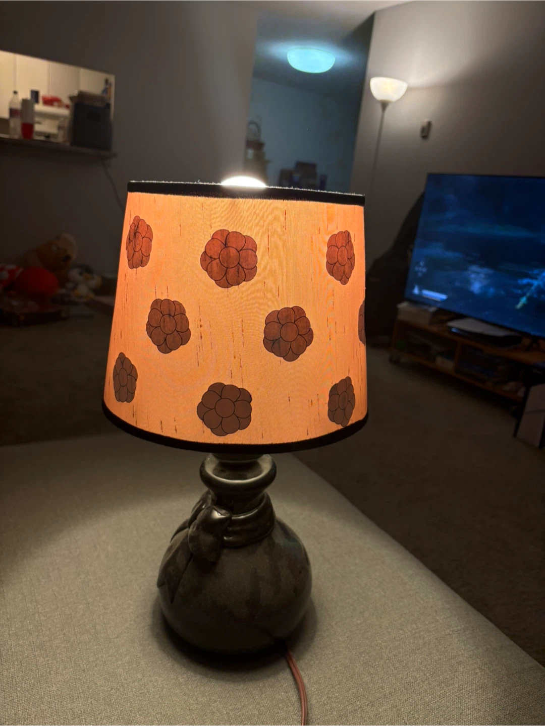 Table Lamp with Floral Pattern Shade
