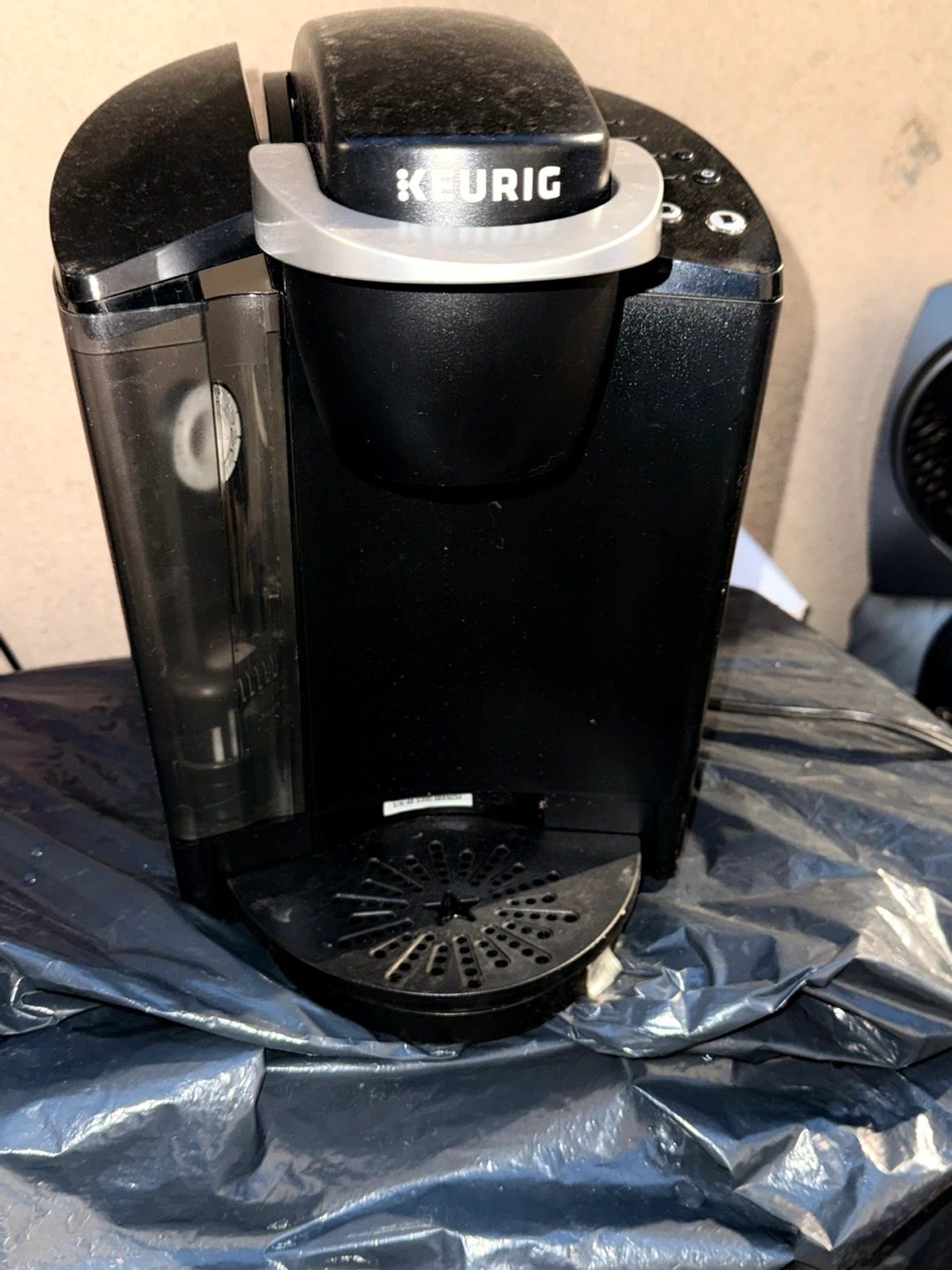 Coffee Maker: Cuisinart Carafe & Keurig - photo 2