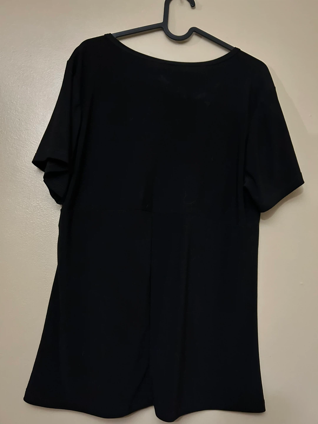 Woman’s Black Blouse *M* - photo 2