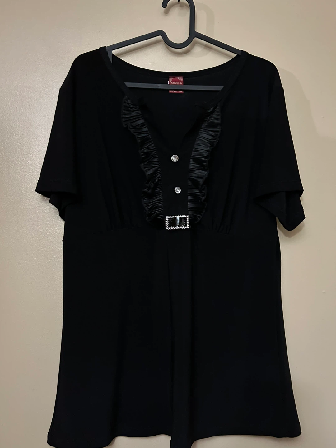 Woman’s Black Blouse *M*