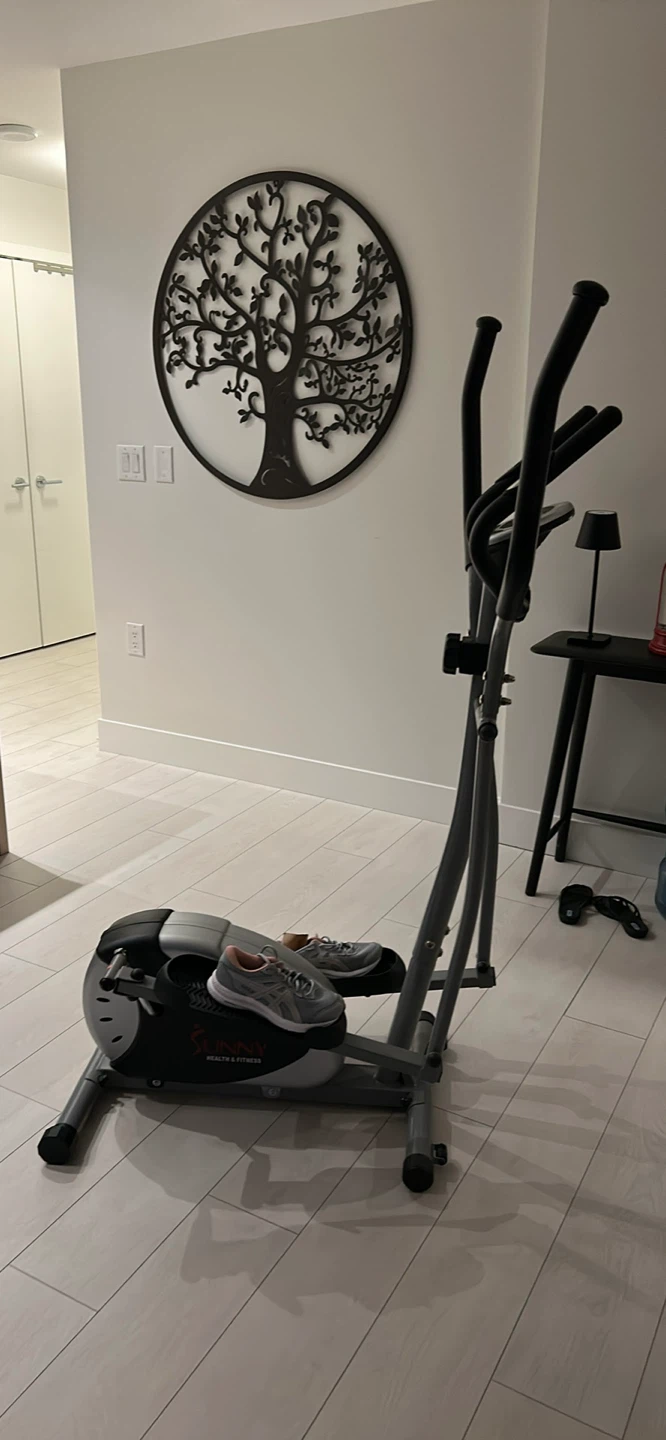 Sunny Health & Fitness Elliptical Machine - photo 2
