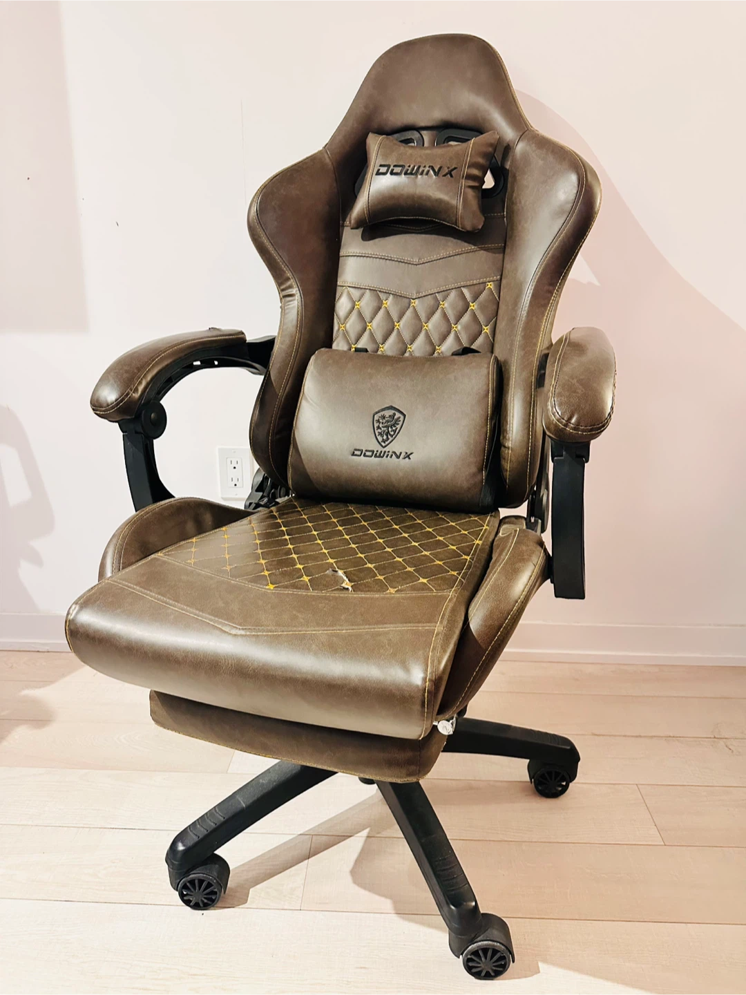 Dowinx Gaming Chair - Brown