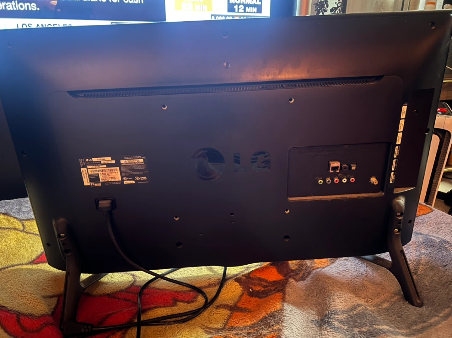 LG 32LF5800 32" LED TV - photo 3