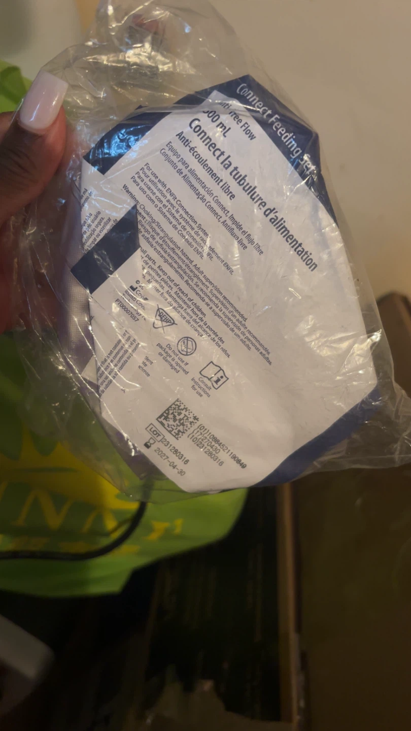 Kangaroo Feeding Pump & x5 feeding bags - photo 3