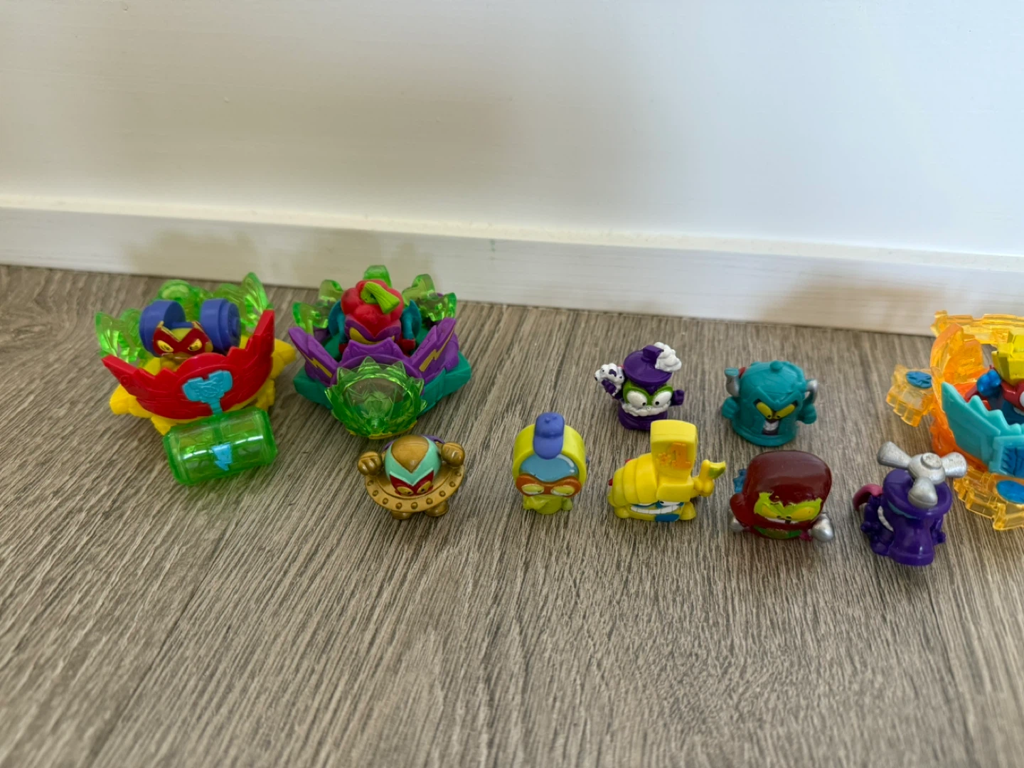 Superzings Guardians of Kazoom playset - photo 2