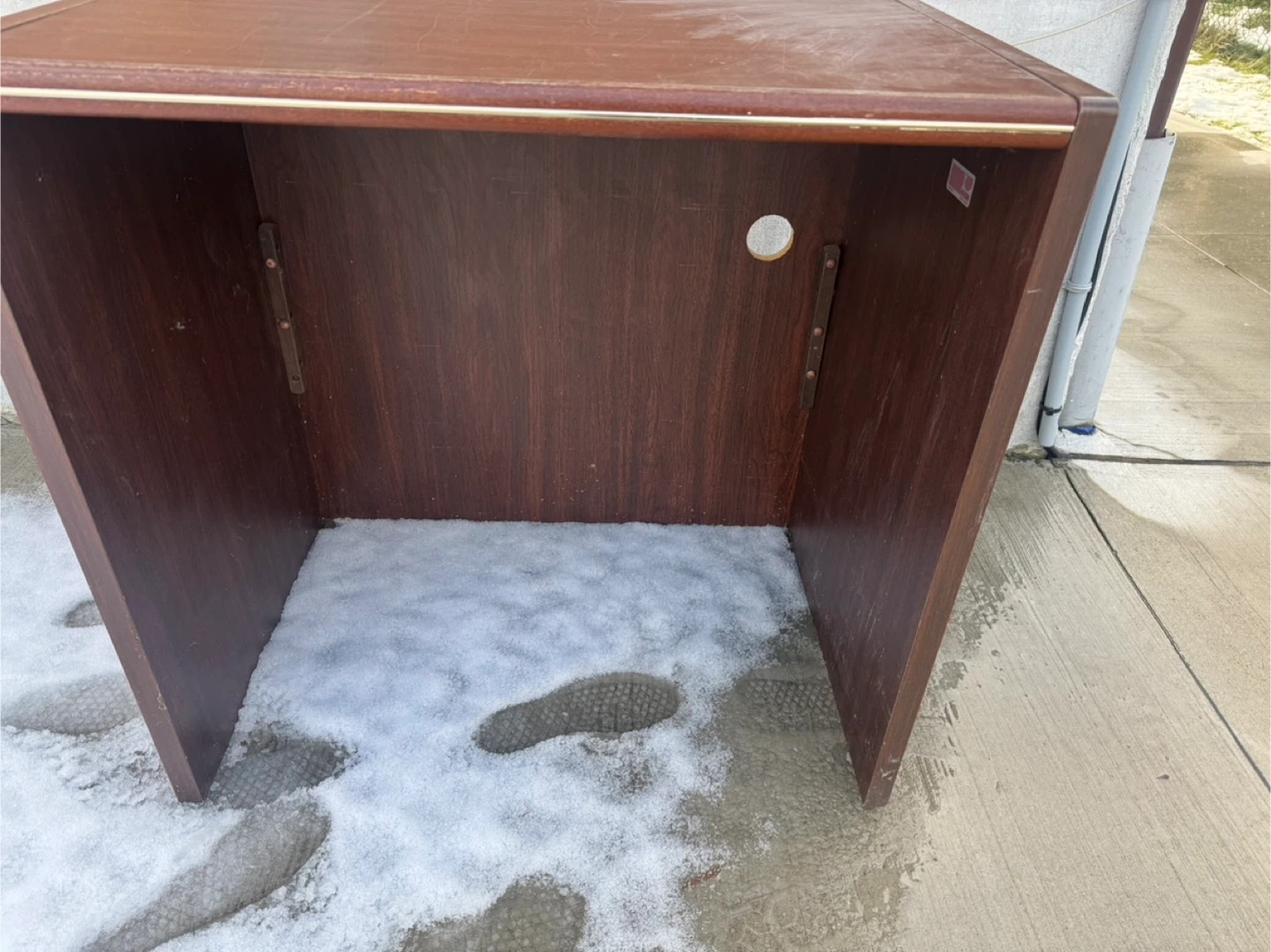 Table - photo 2