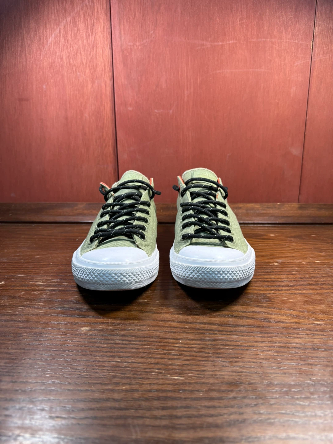 Converse Chuck Taylor All Star II  Low Tops Men’s Size 11.5