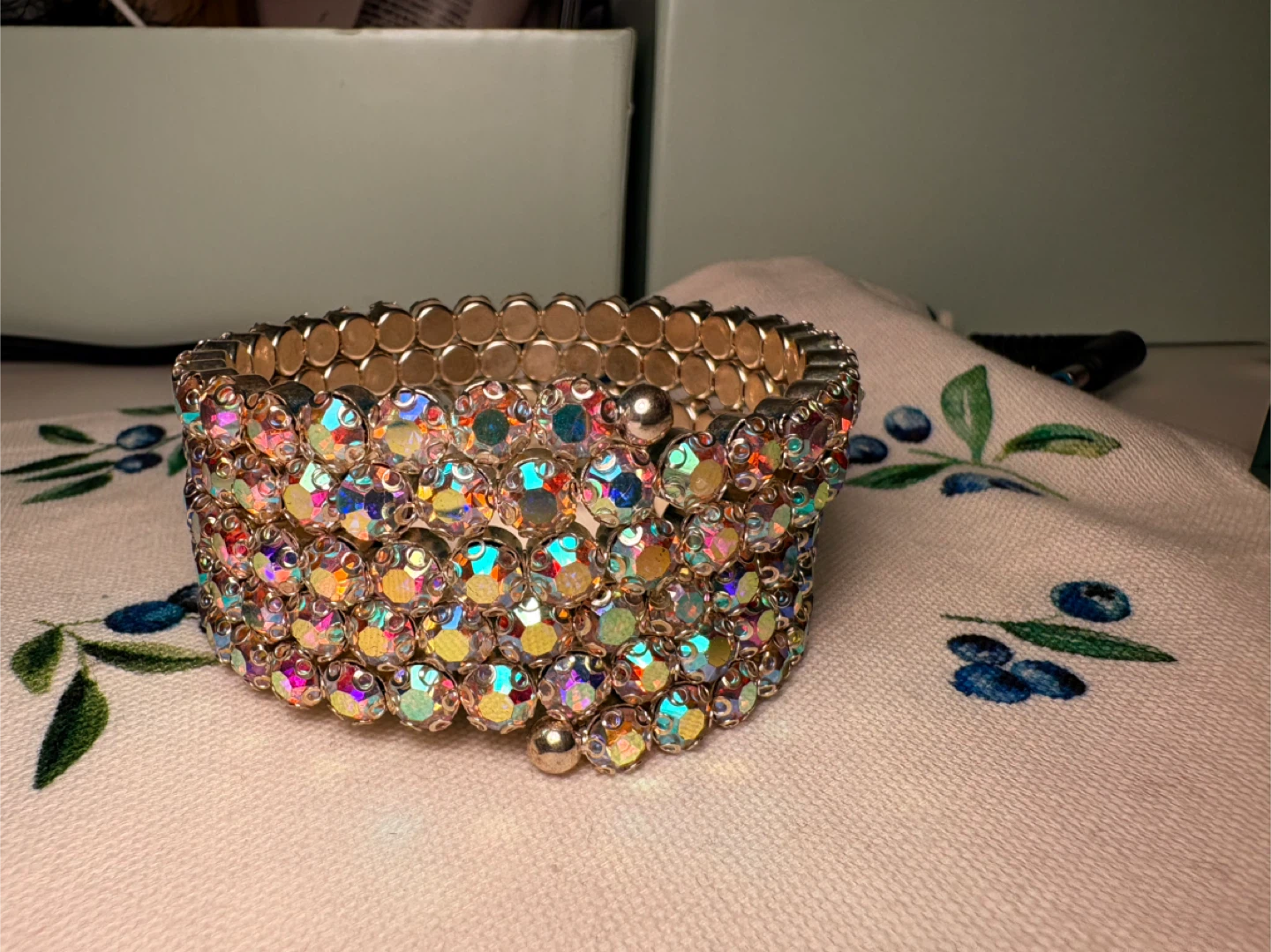 Iridescent Rhinestone Bracelet - photo 3
