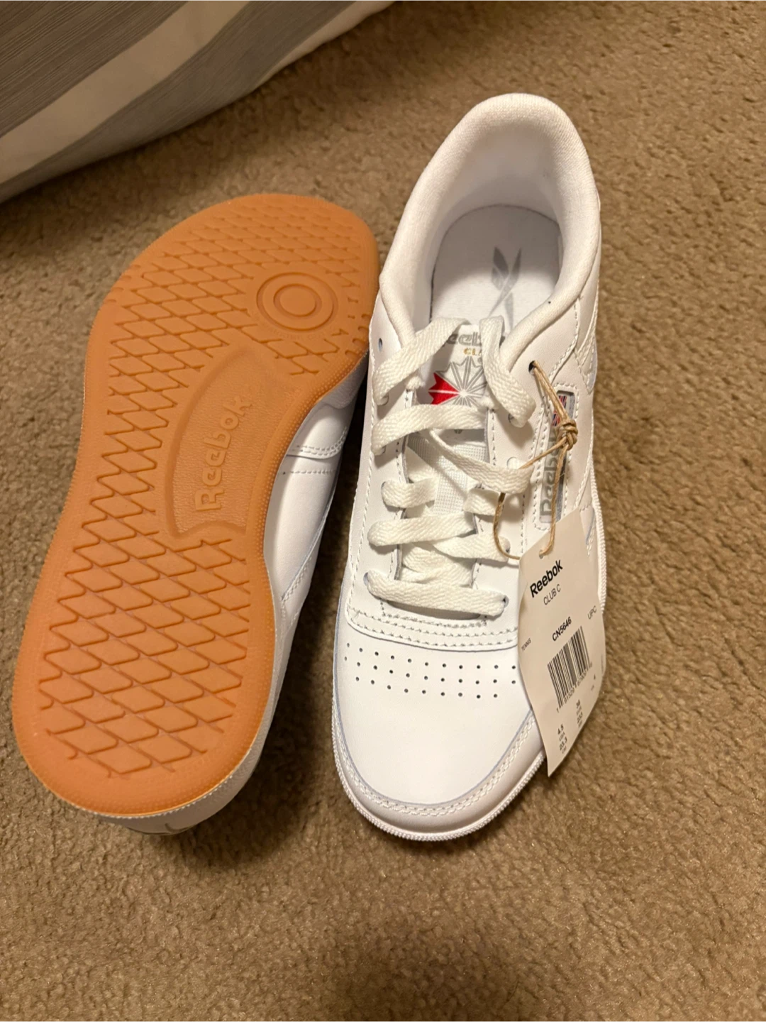 New Reebok Club C Tennis Shoes - Size 4.5