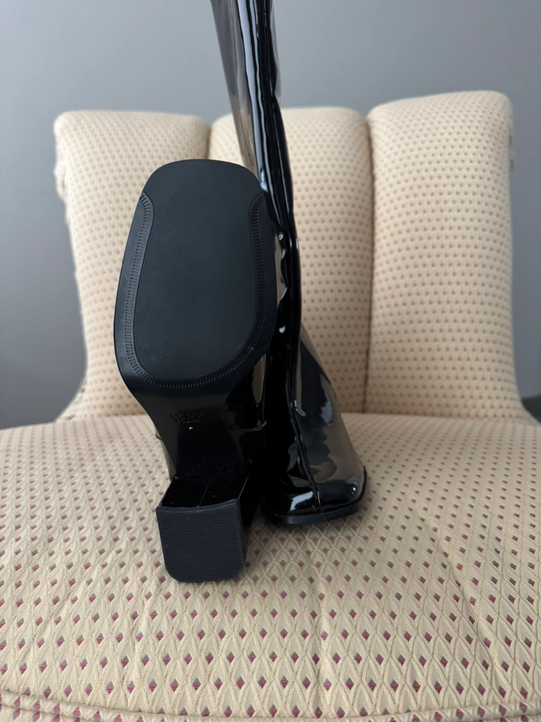 Beautiful Size 36 Zara Black Patent Leather Knee High Boots