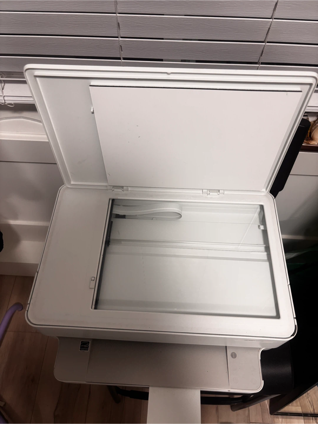 HP Envy 6052e All-in-One Printer - photo 2