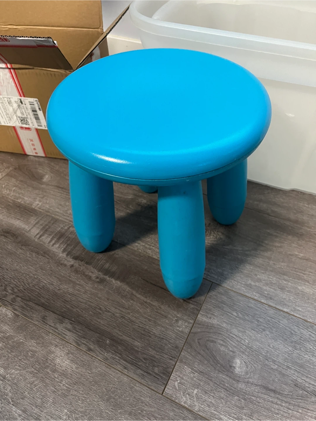 stool