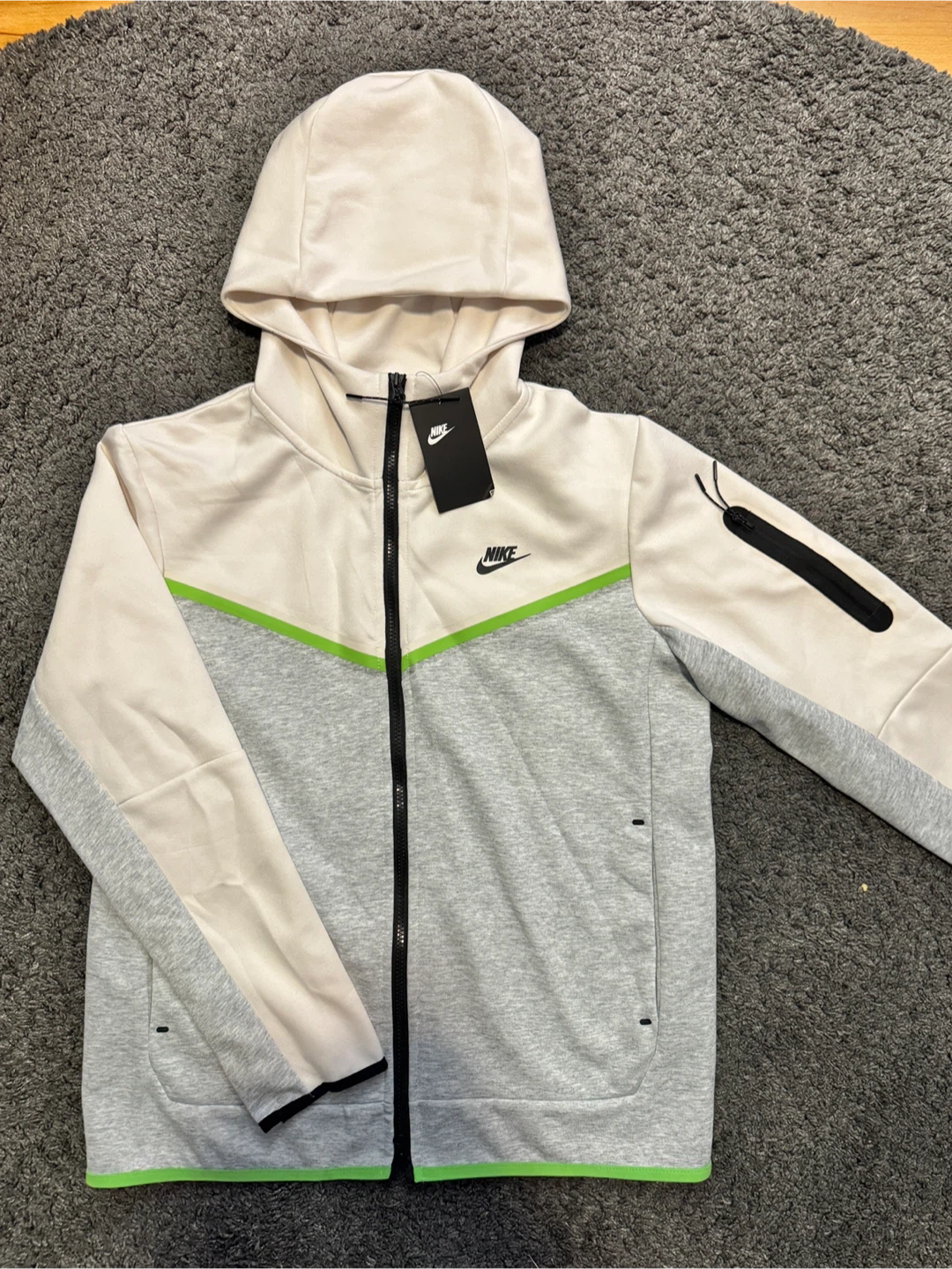 New Nike Hoodie - Size M