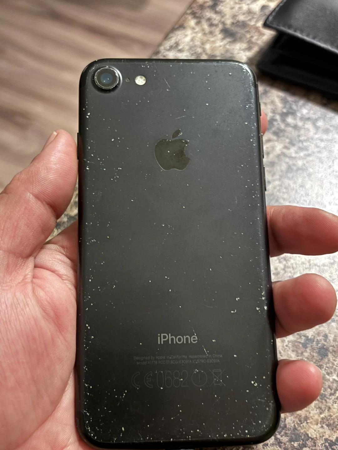 iPhone 7 - 128GB- unlocked - photo 2