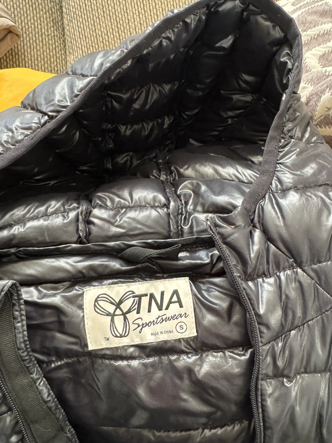 TNA Sportswear Black Puffer Jacket - Size S - photo 2