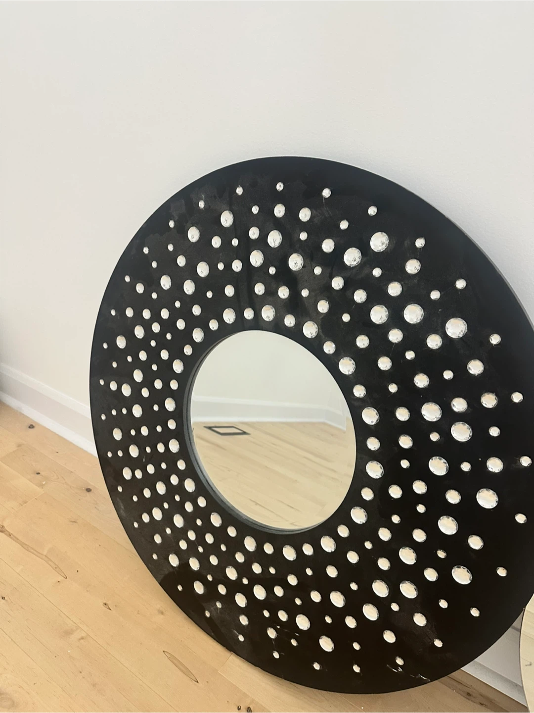 Round Black Decorative Mirror - photo 2