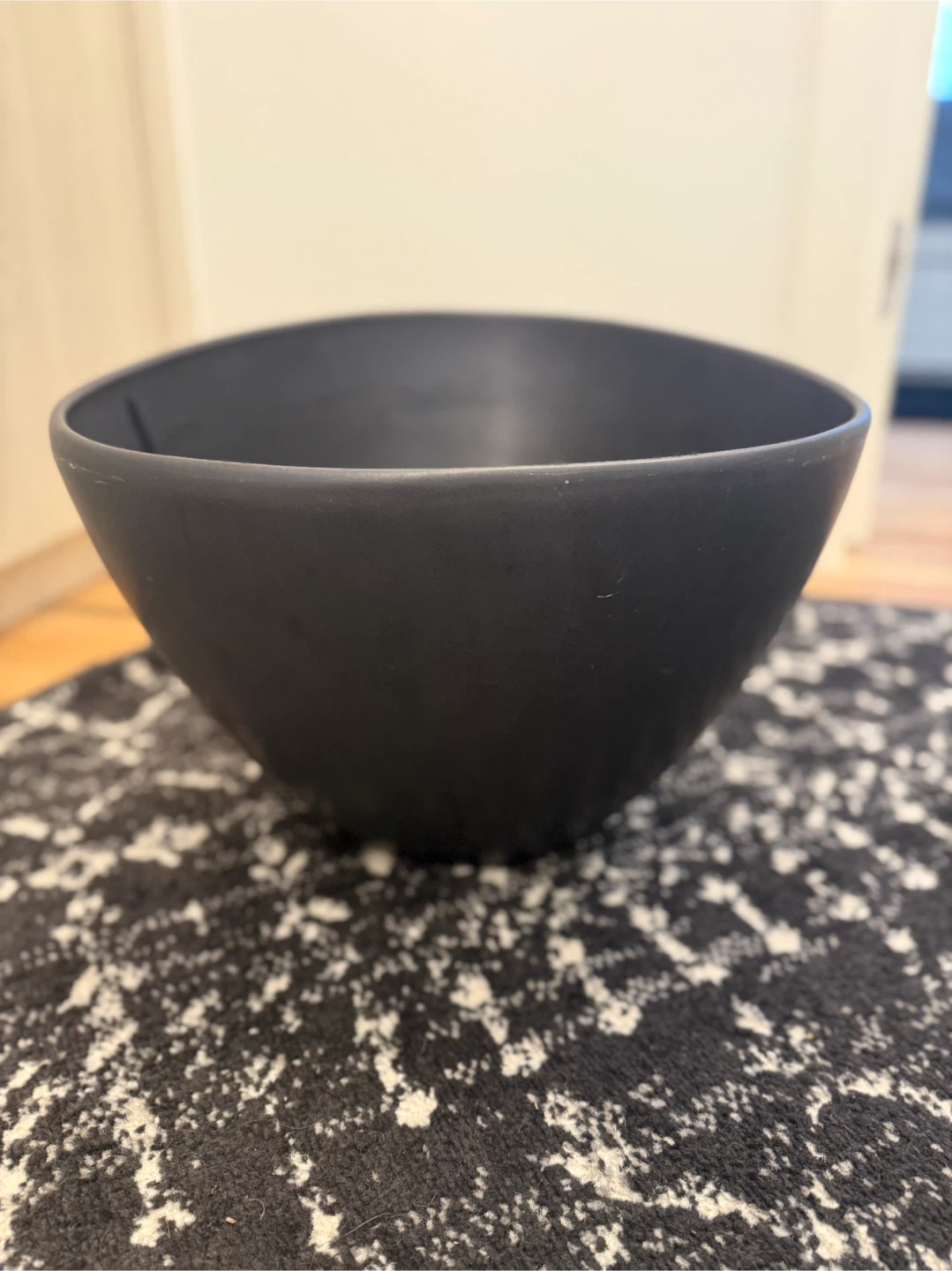 IKEA BIGARRÅ Black Indoor/Outdoor Planter and Saucer