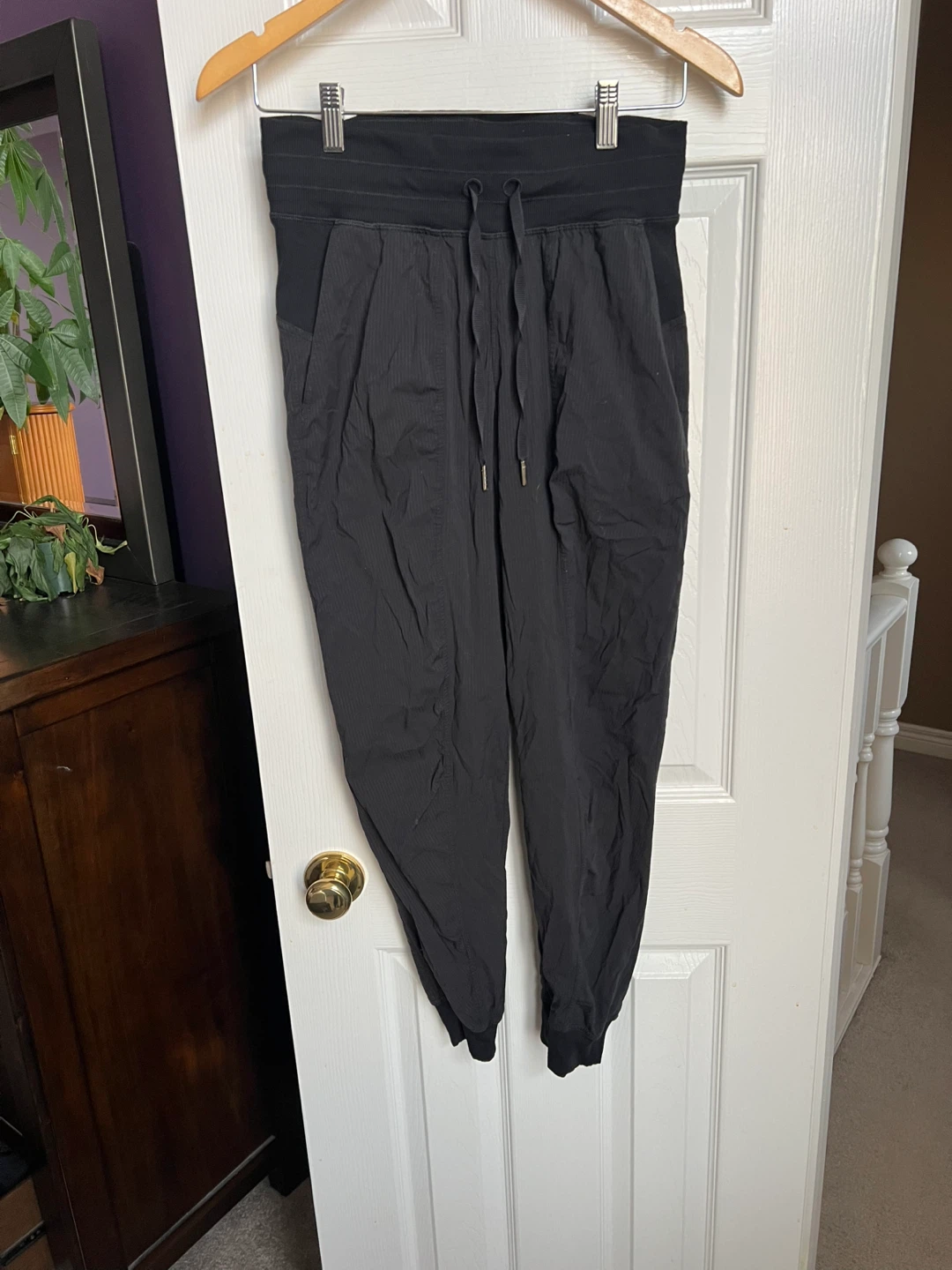 lulu dance studio pants size 4