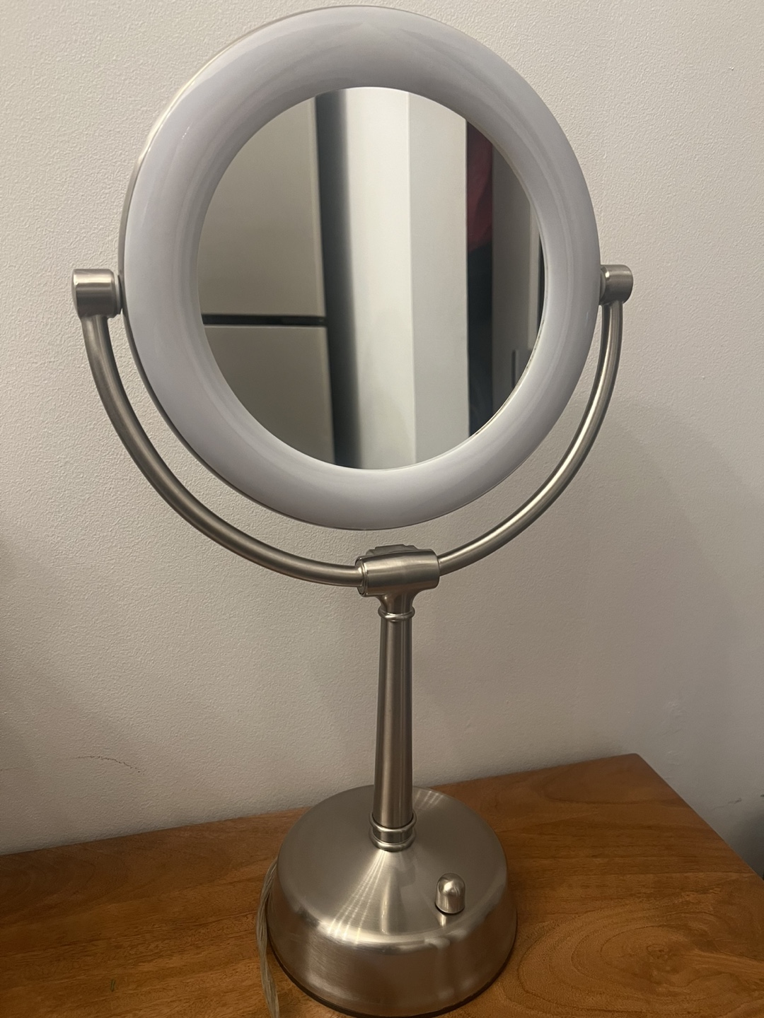 LED Light Makeup Mirror with Magnification