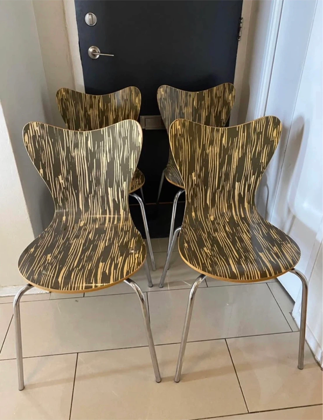 Set of 4 Dining Chairs
