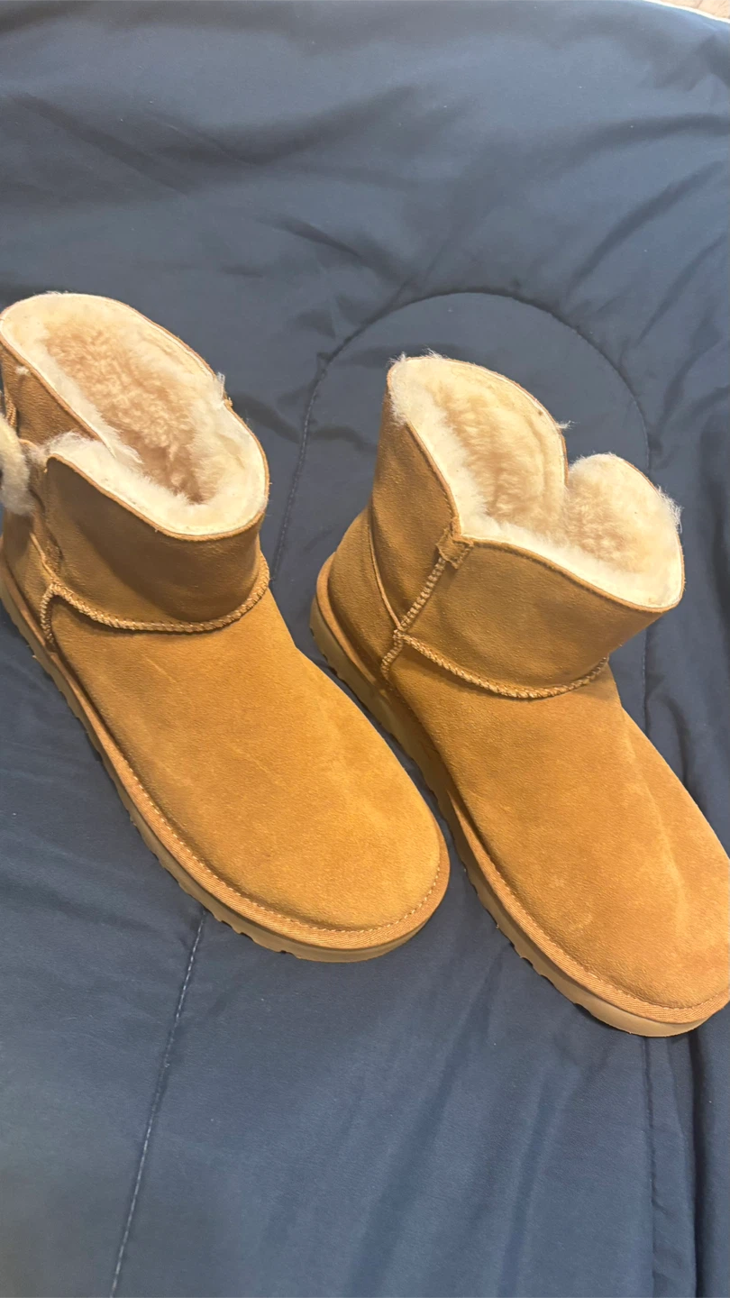 UGG Kids' Bixbee Boot - Size 9