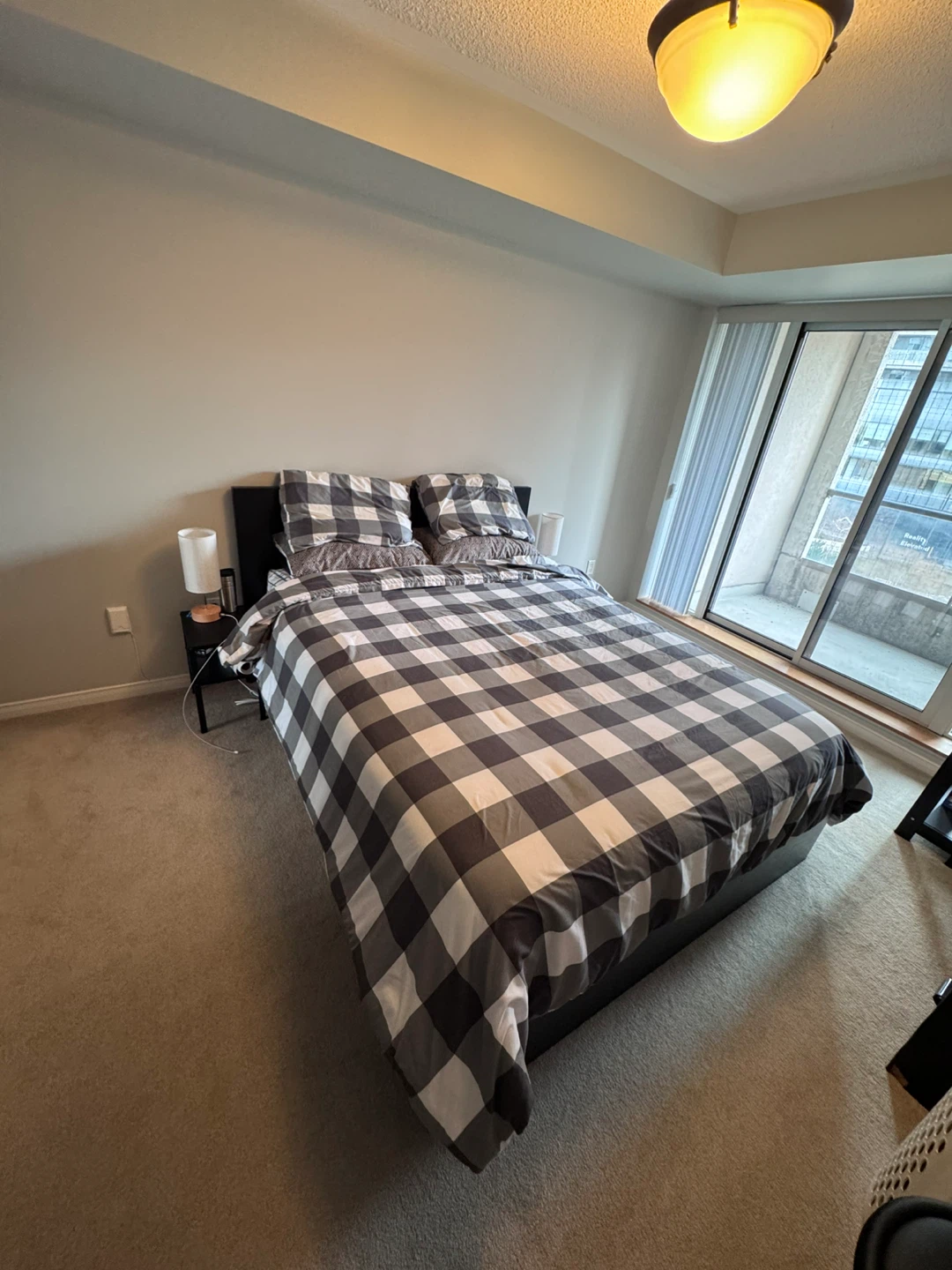 Queen Size Bed Frame & Bedding Set - photo 2