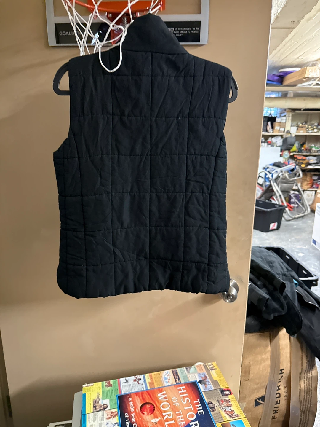New York & Company Black Puffer Vest - photo 3
