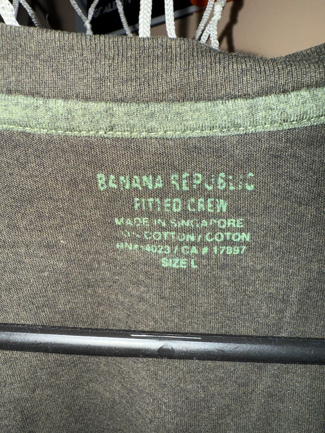 Banana Republic Fitted Crew Long Sleeve - L - photo 2