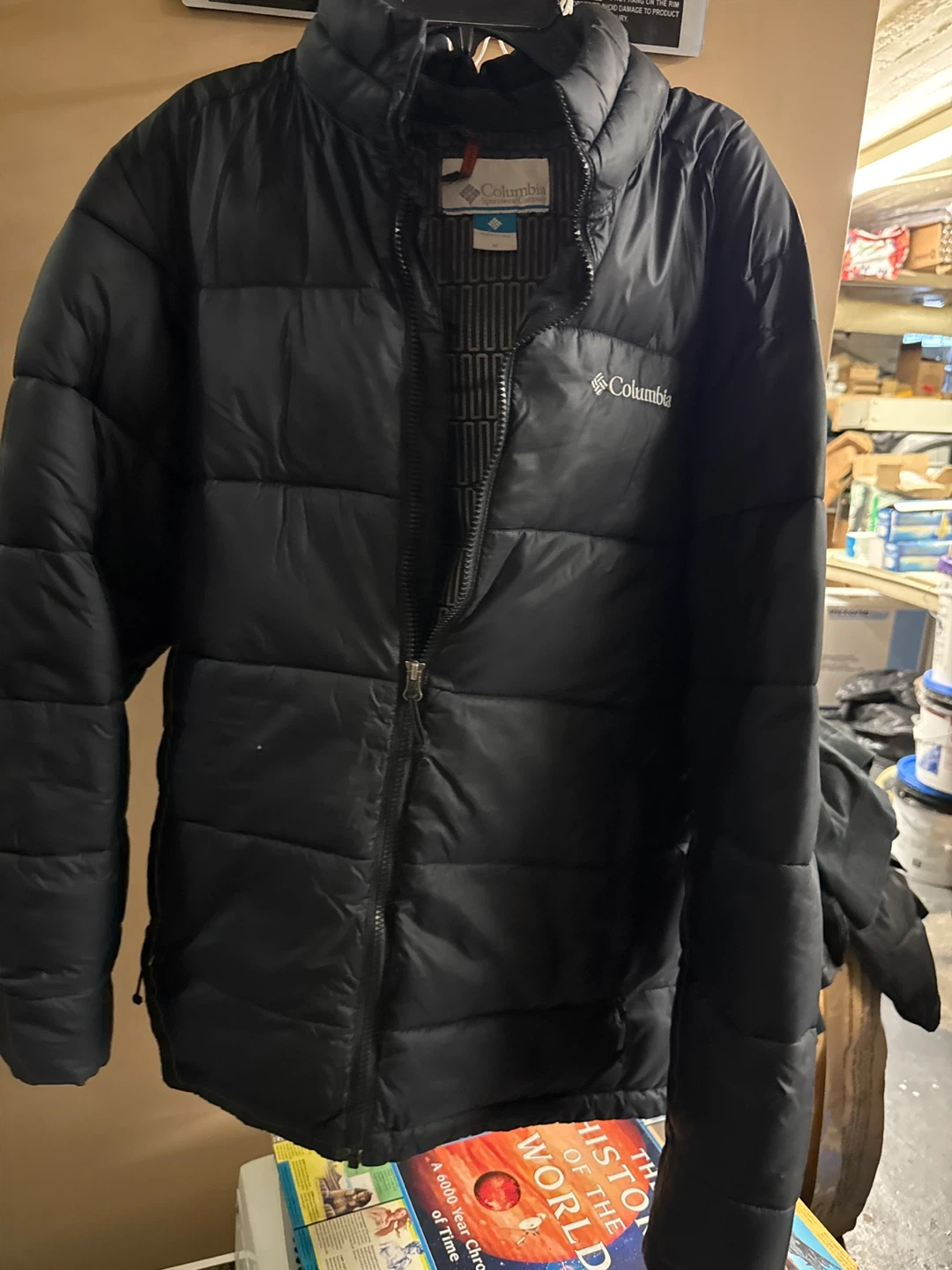Columbia Black Puffer Jacket - Size M